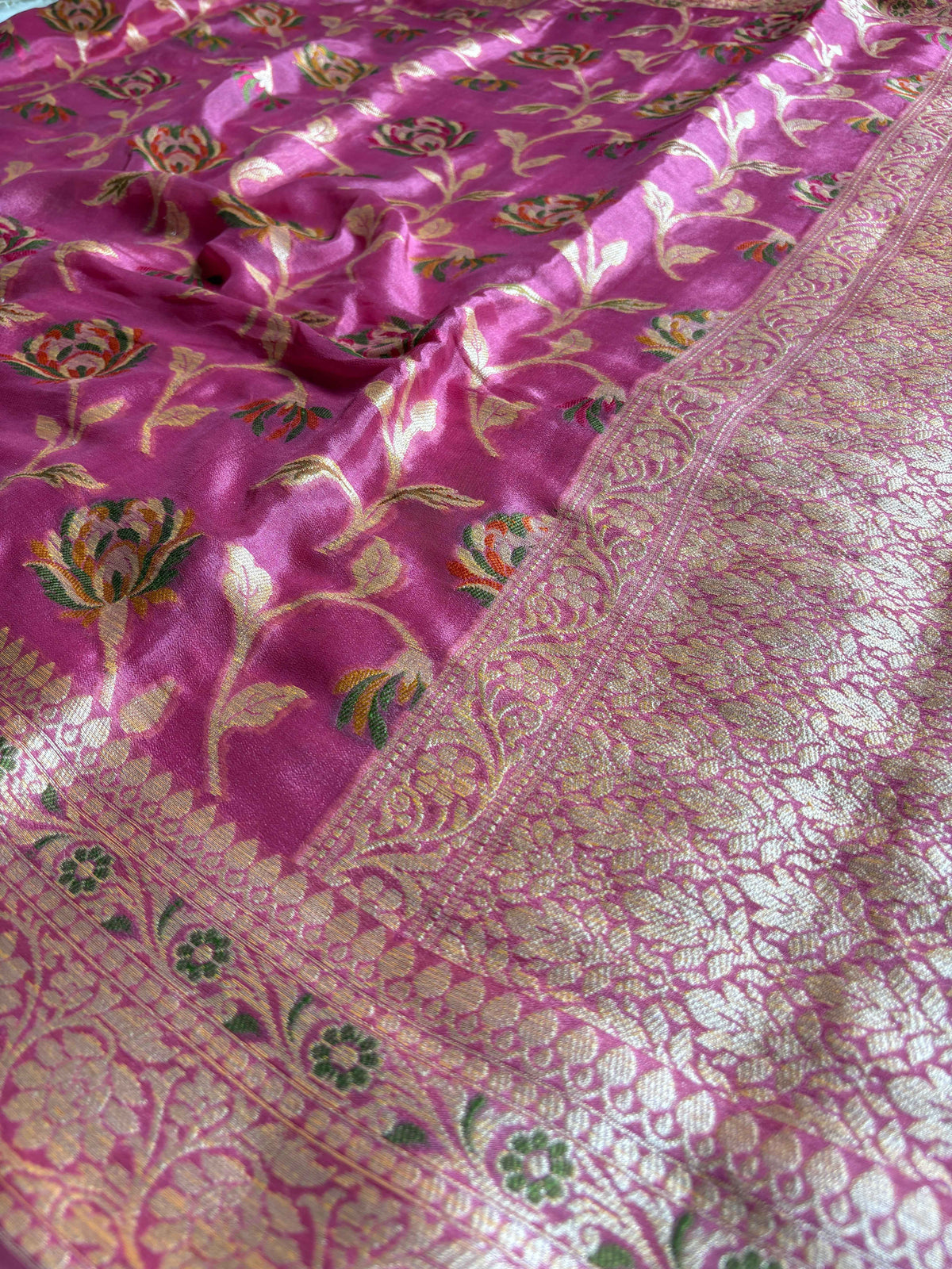 Pure Chiffon Silk Khaddi Banarasi Saree With Floral Vines Motifs