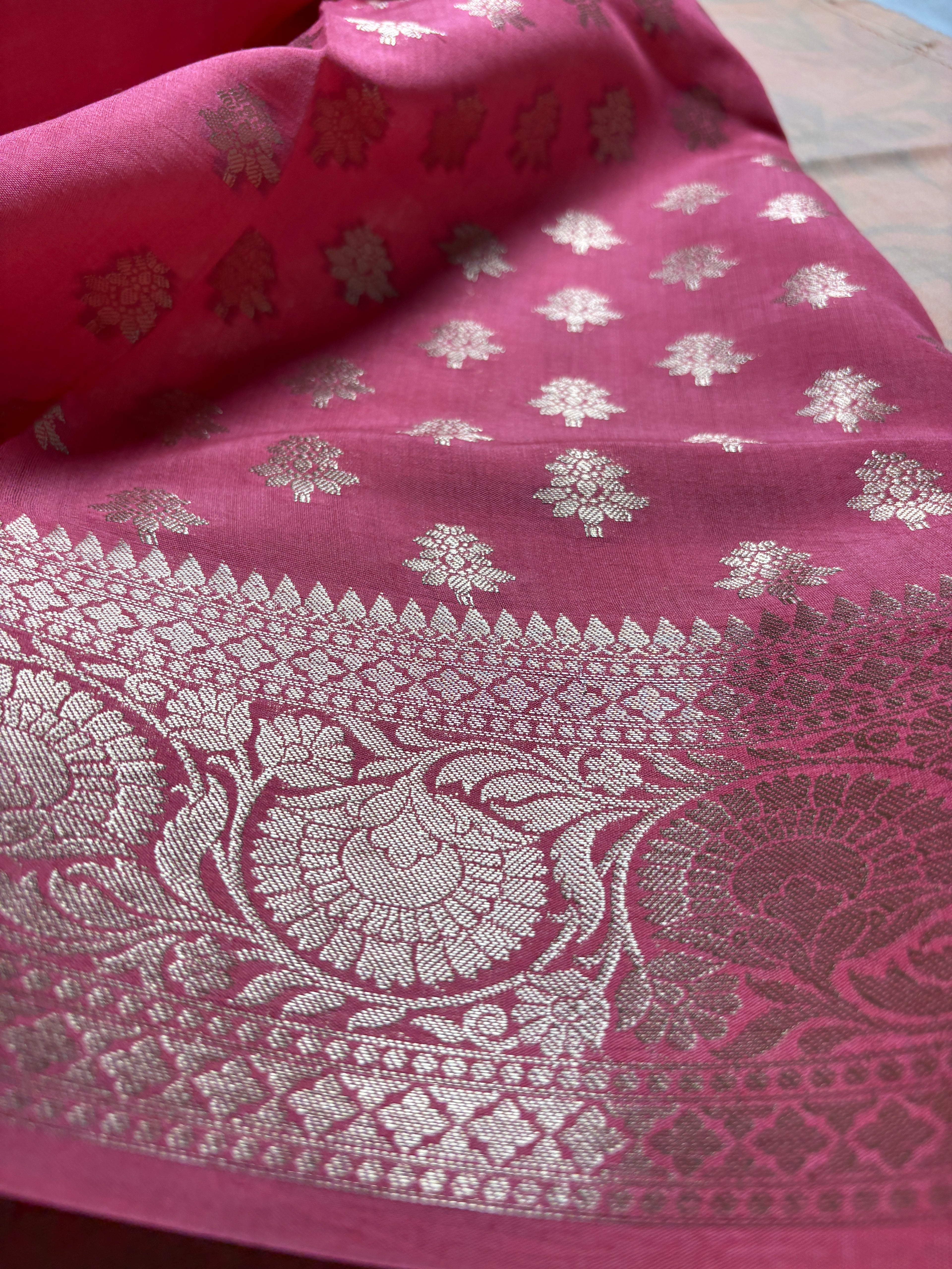 Pure Chiniya Silk Handloom Banarasi Saree With All Over Handpaint