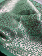 Pure Chiniya Silk Handloom Banarasi Saree With Diagonal Motifs