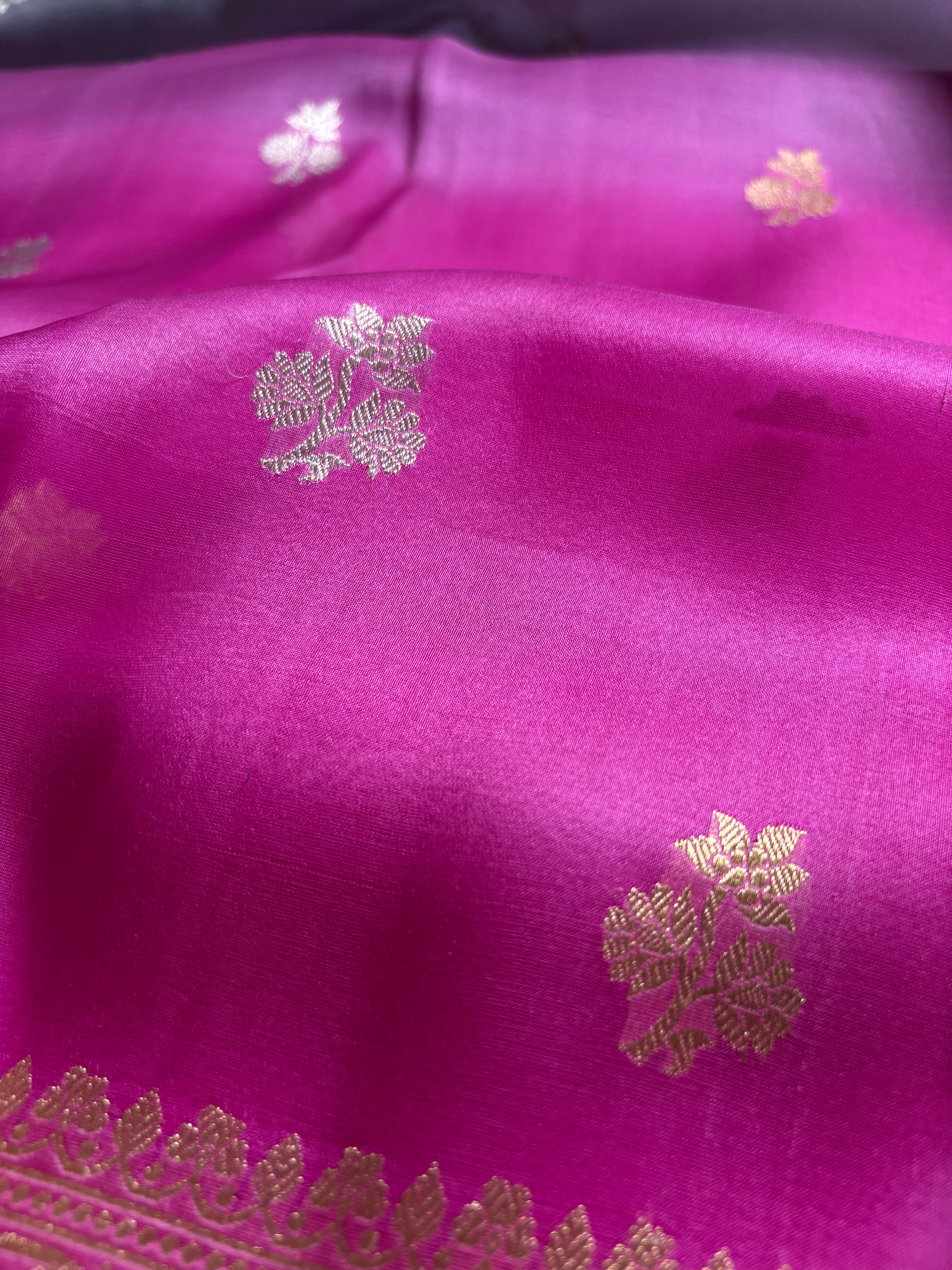 Pink & Gray Pure Kora Silk Handloom Banarasi Saree - All Over Kadhua Motifs