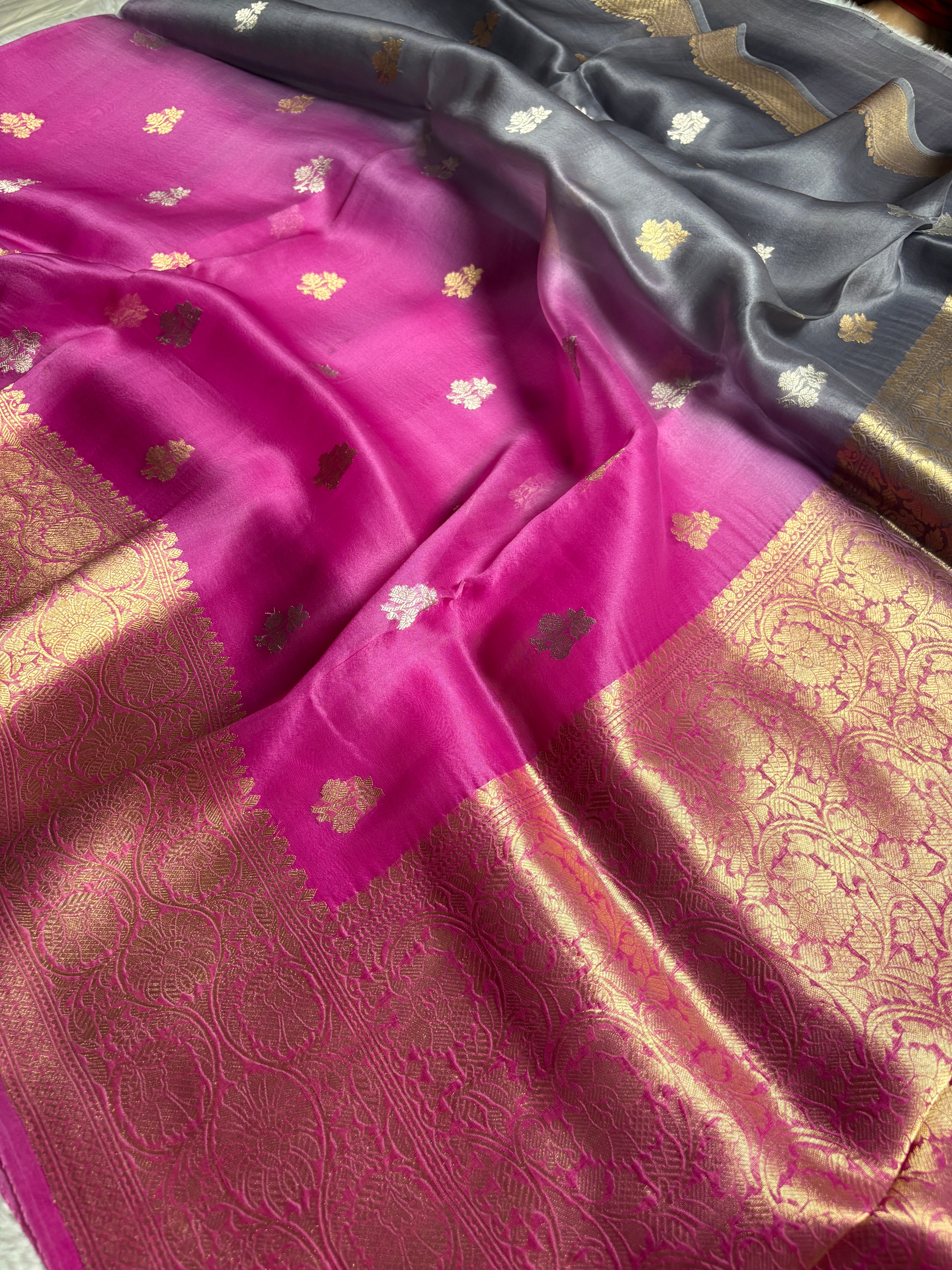 Pink & Gray Pure Kora Silk Handloom Banarasi Saree - All Over Kadhua Motifs