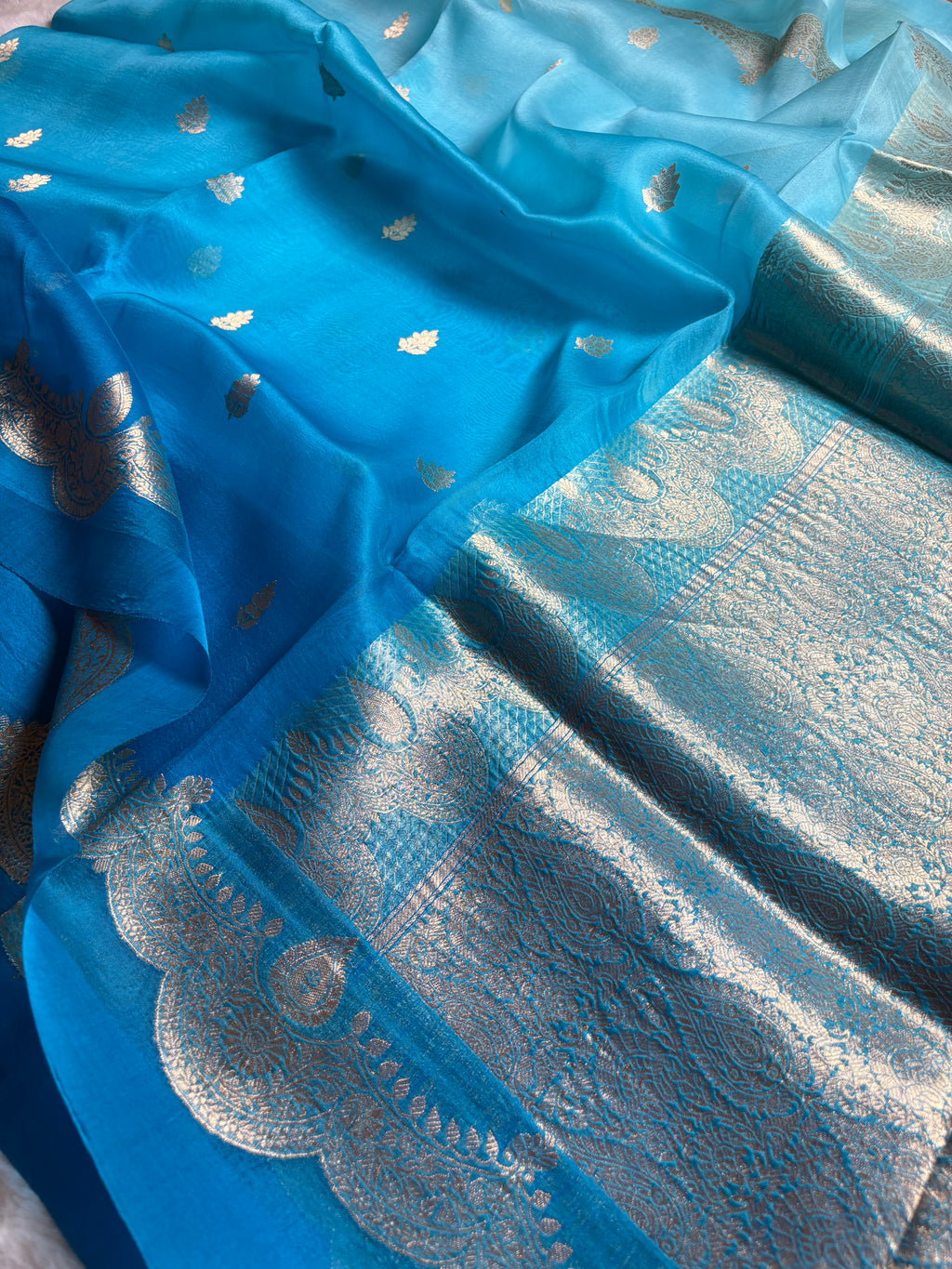 Blue & Light Pure Kora Silk Handloom Banarasi Saree - All Over Kadhua Motifs
