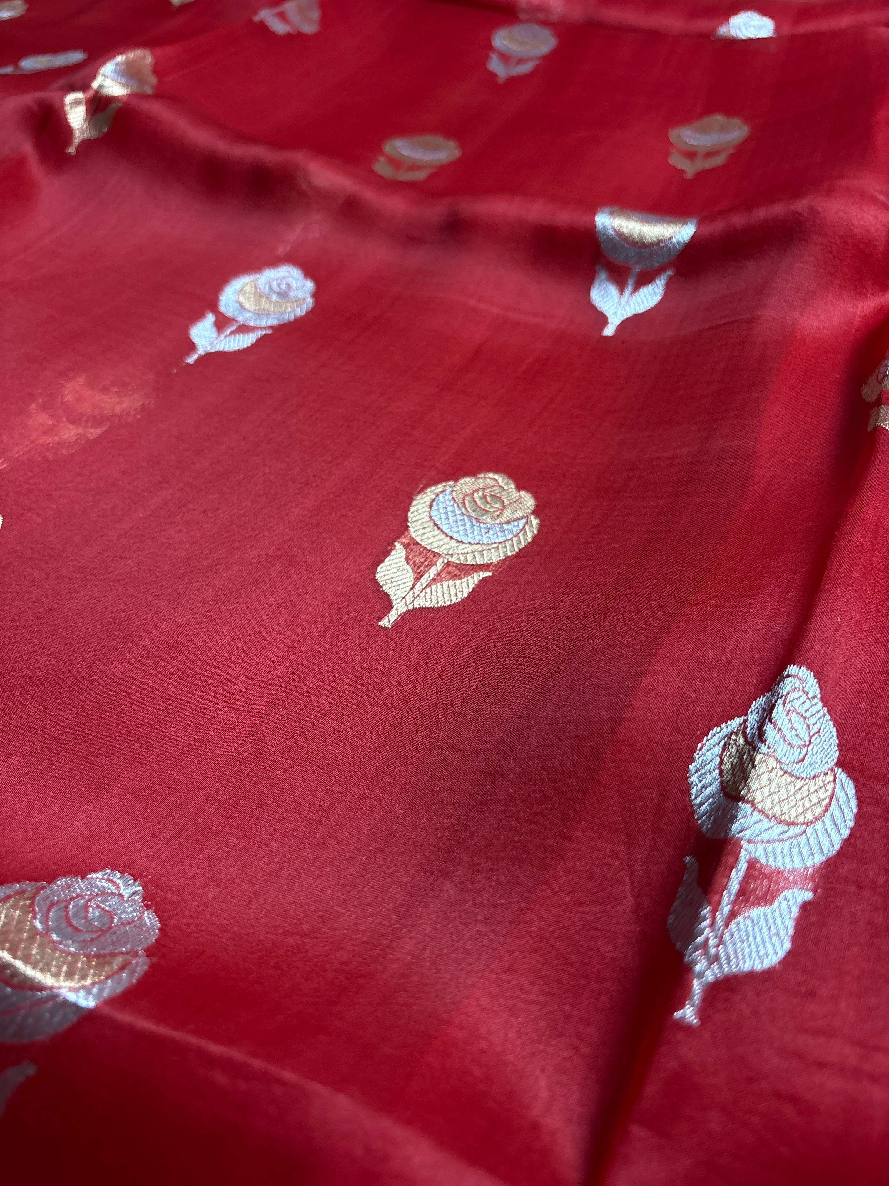 Red Pure Kora Silk Handloom Banarasi Saree - All Over Kadhua Motifs