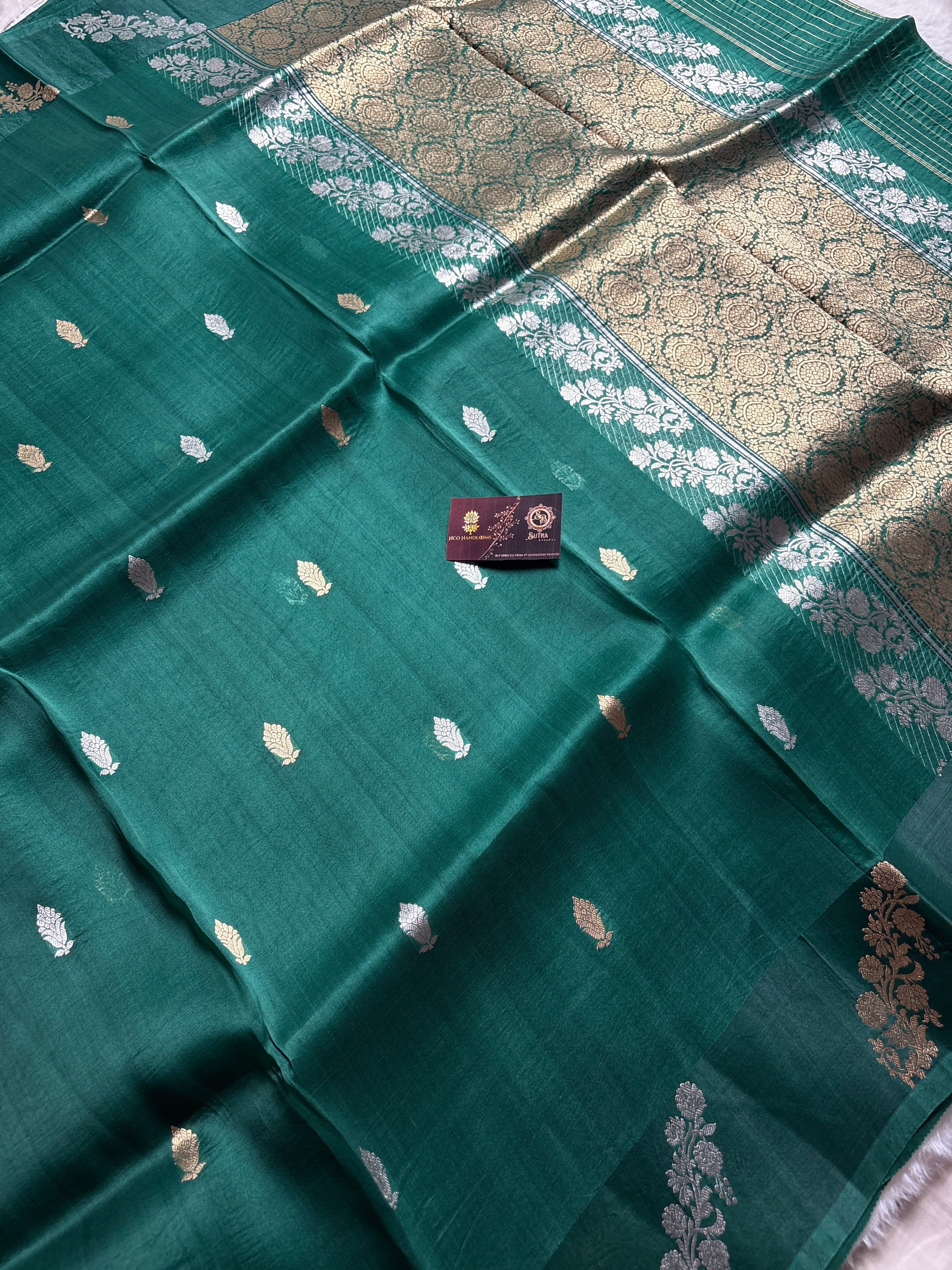 Green Pure Kora Silk Handloom Banarasi Saree - All Over Kadhua Motifs