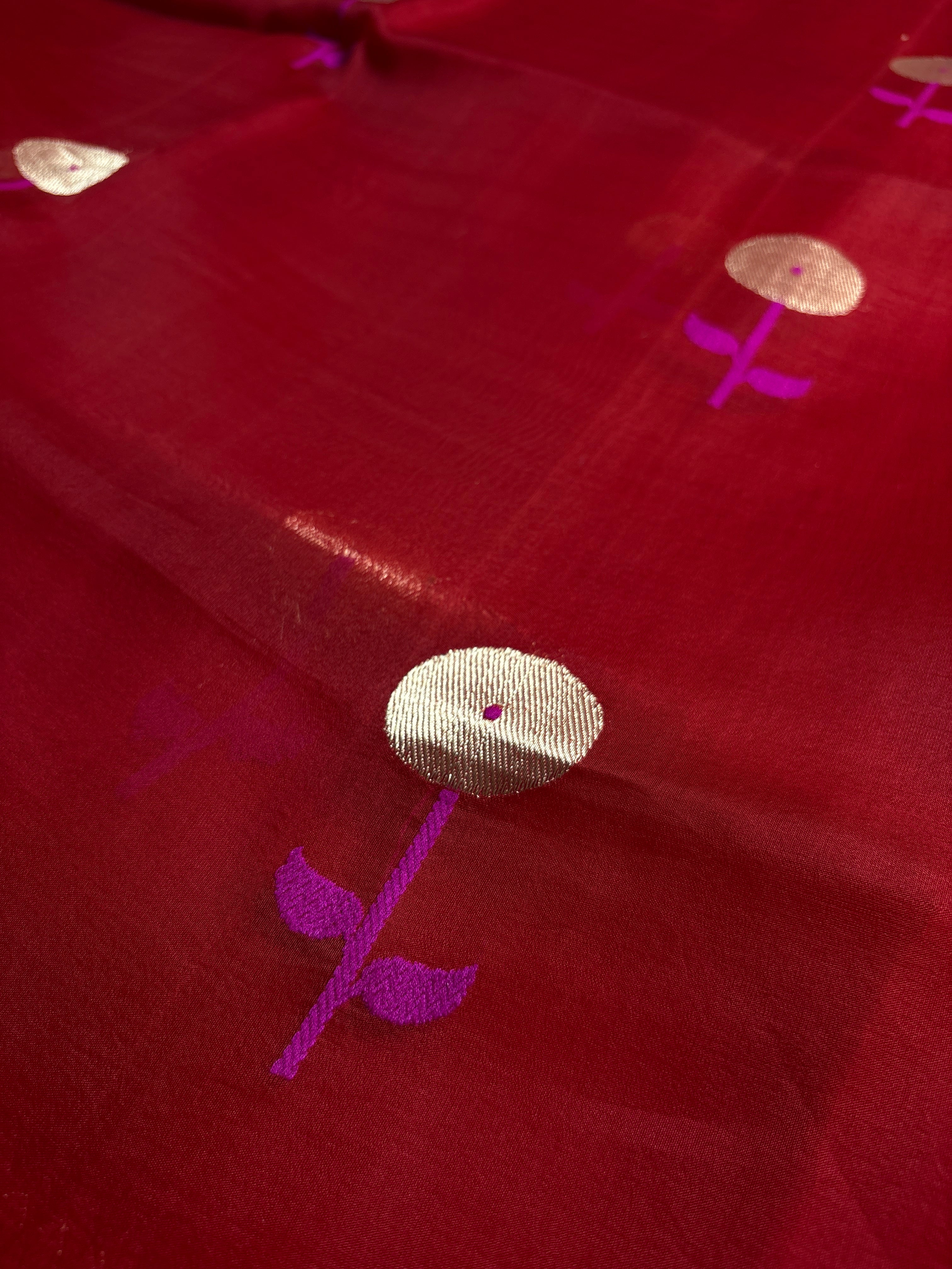 Red Pure Kora Silk Handloom Banarasi Saree - All Over Kadhua Motifs