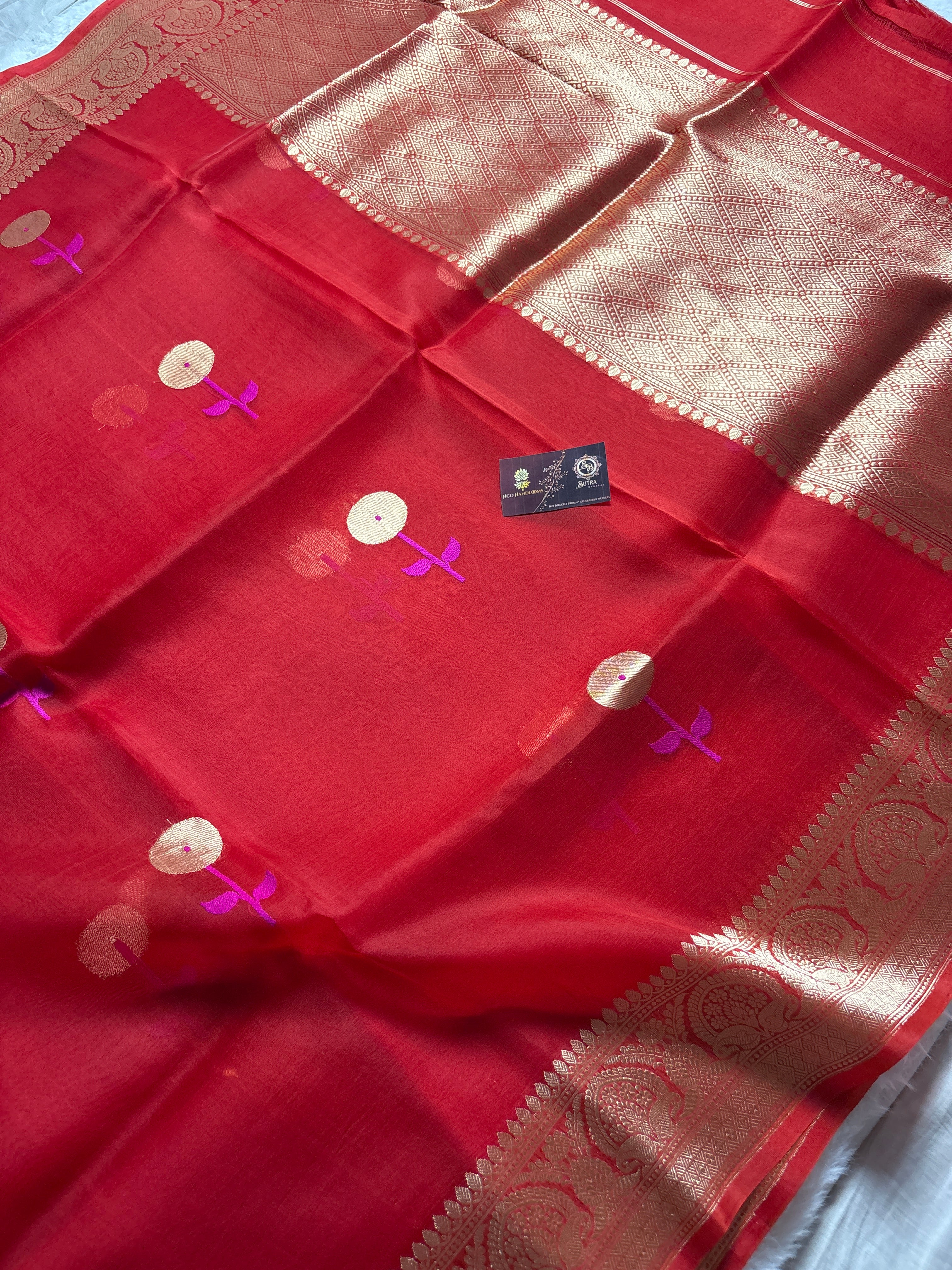 Red Pure Kora Silk Handloom Banarasi Saree - All Over Kadhua Motifs