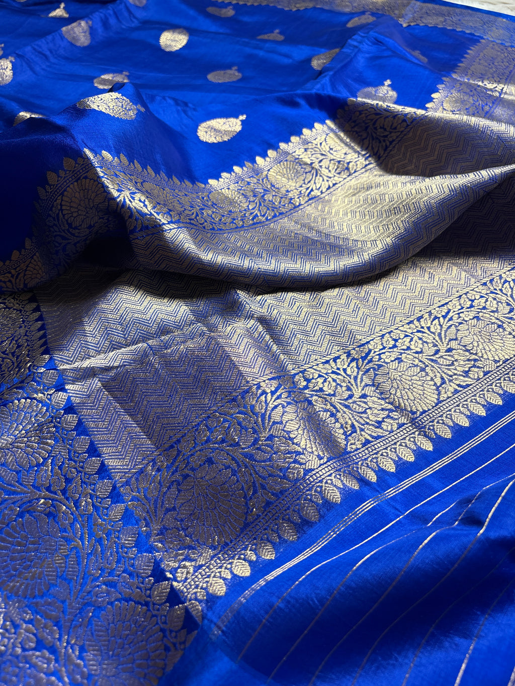 Blue Pure Mango Katan Silk Handloom Banarasi Saree - All Over Kadhua Motifs