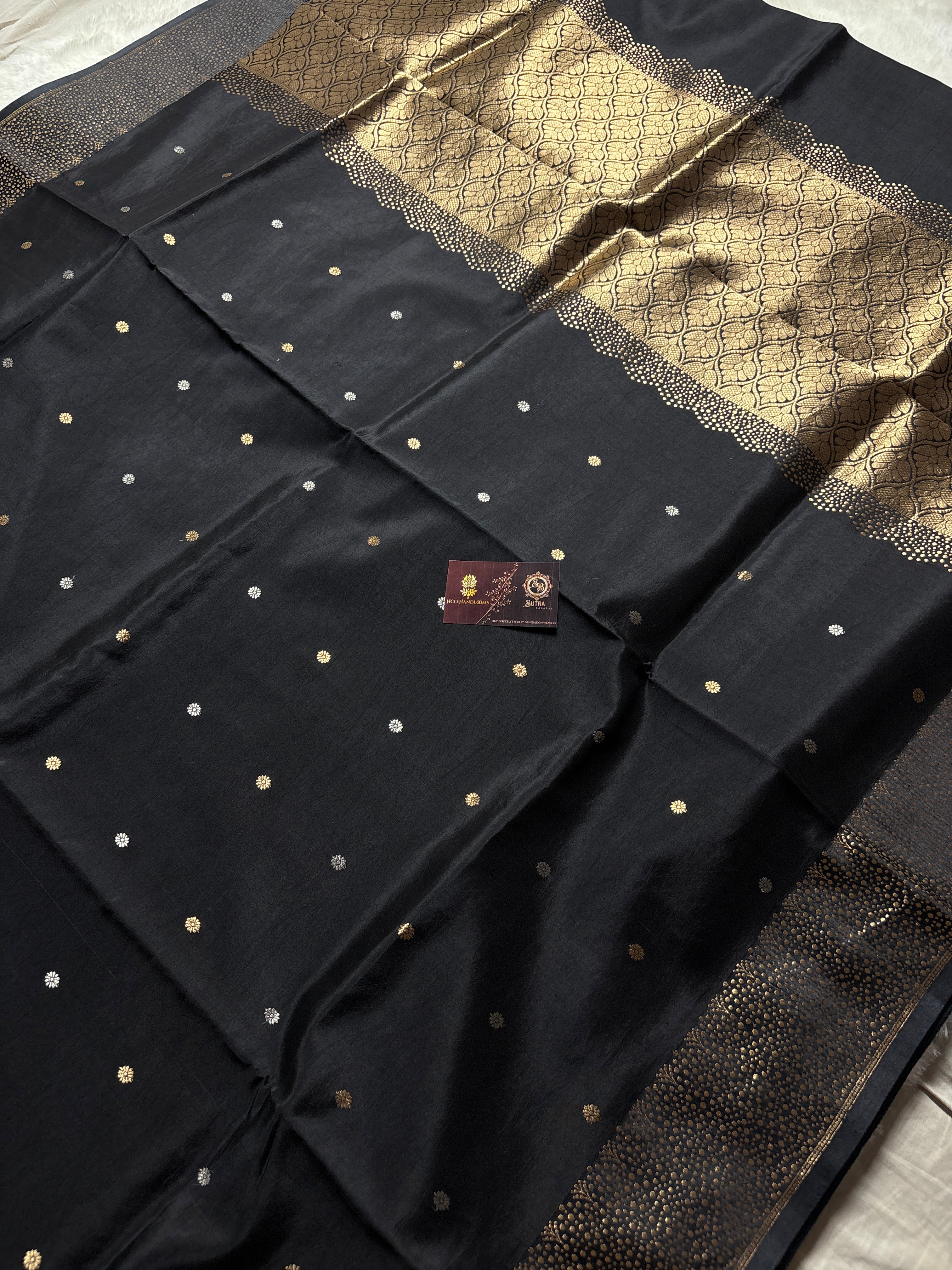 Pure Mango Katan Silk Handloom Banarasi Saree - All Over Kadhua Motifs