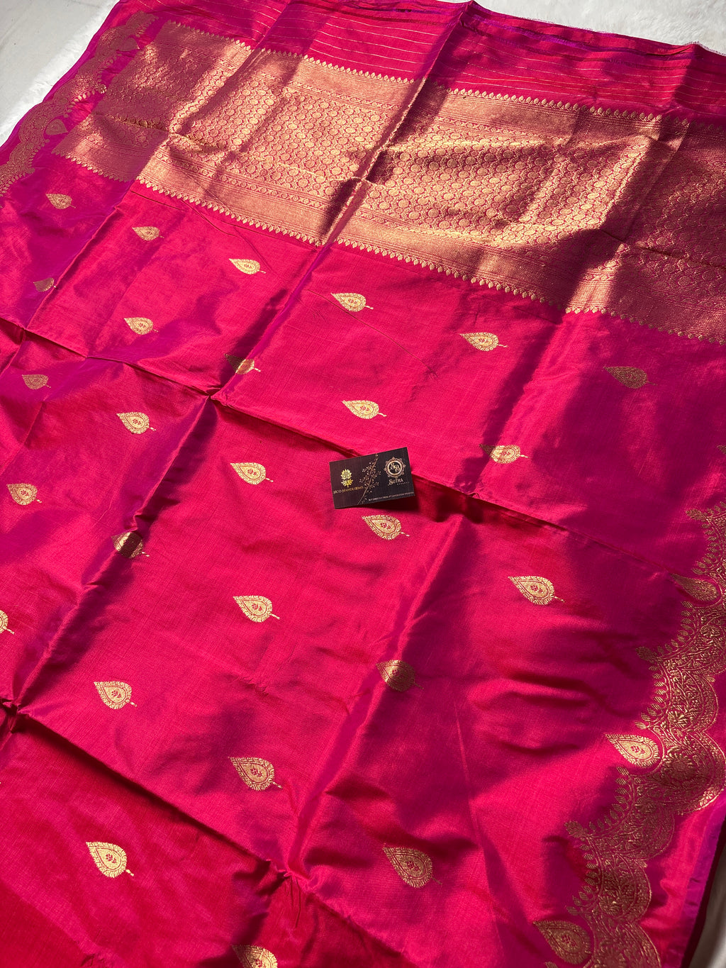 Hot Pink Pure Katan Silk Handloom Banarasi Saree - All Over Kadhua Motifs