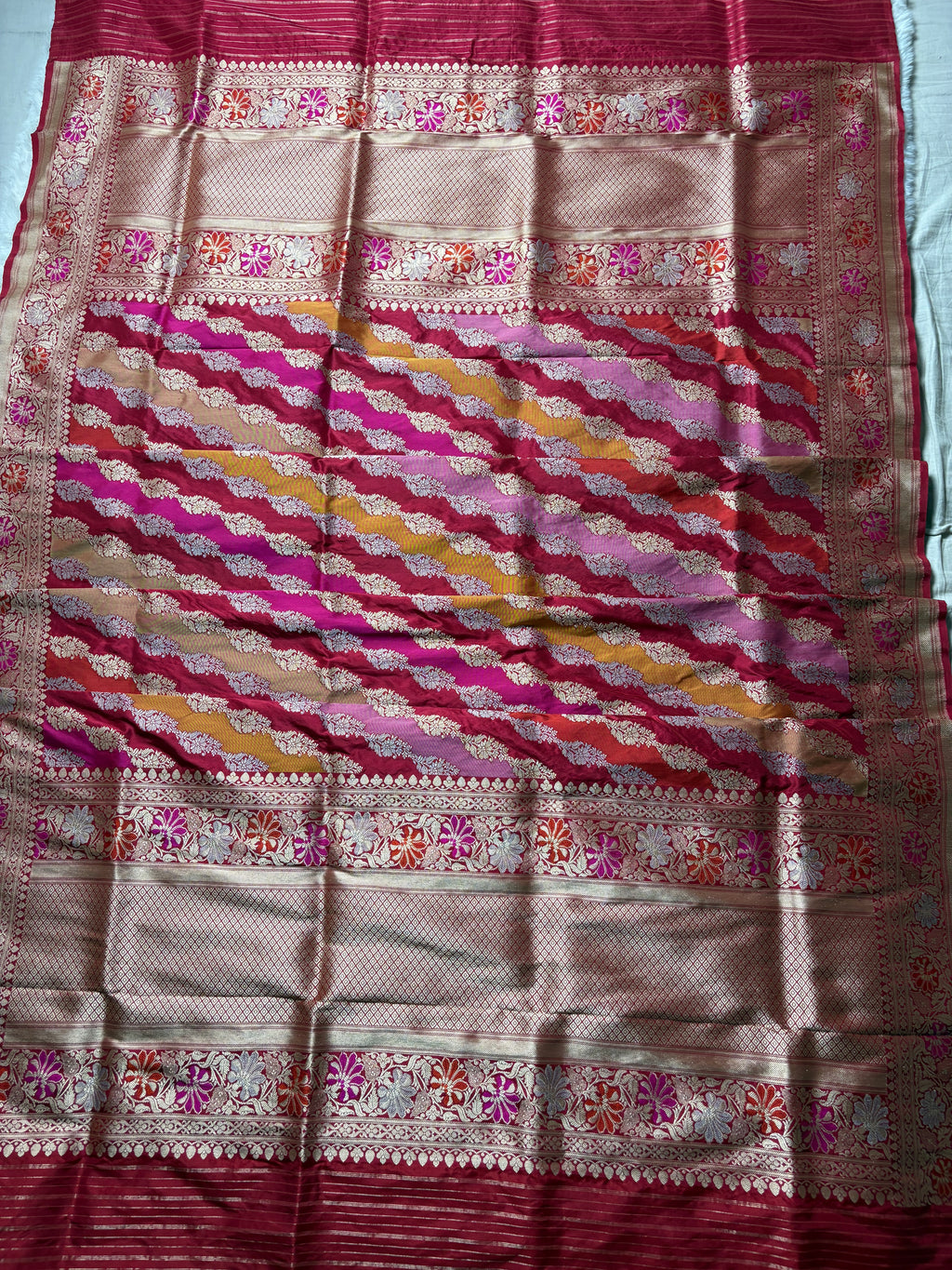 Pure Katan Silk Handloom Banarasi Dupatta - All Over Rangkat Kadhyal Lahariya