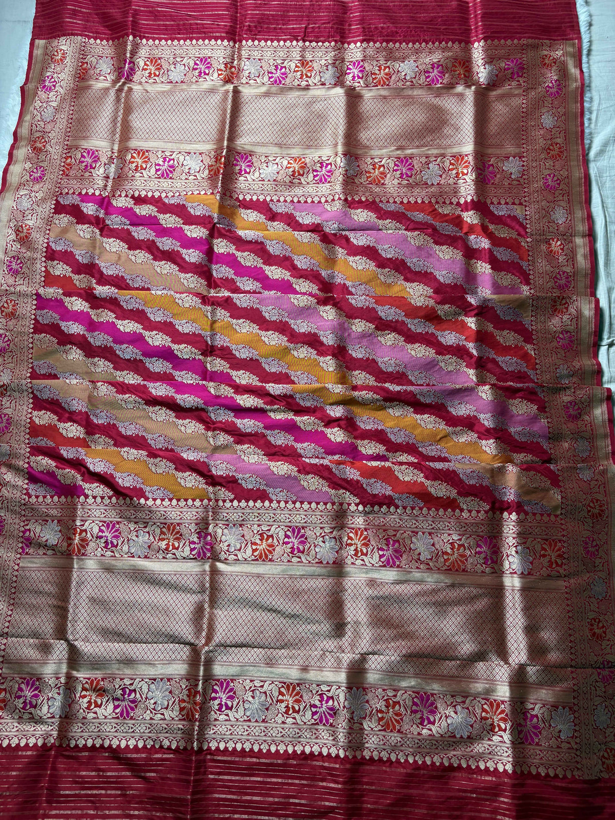 Pure Katan Silk Handloom Banarasi Dupatta - All Over Rangkat Kadhyal Lahariya