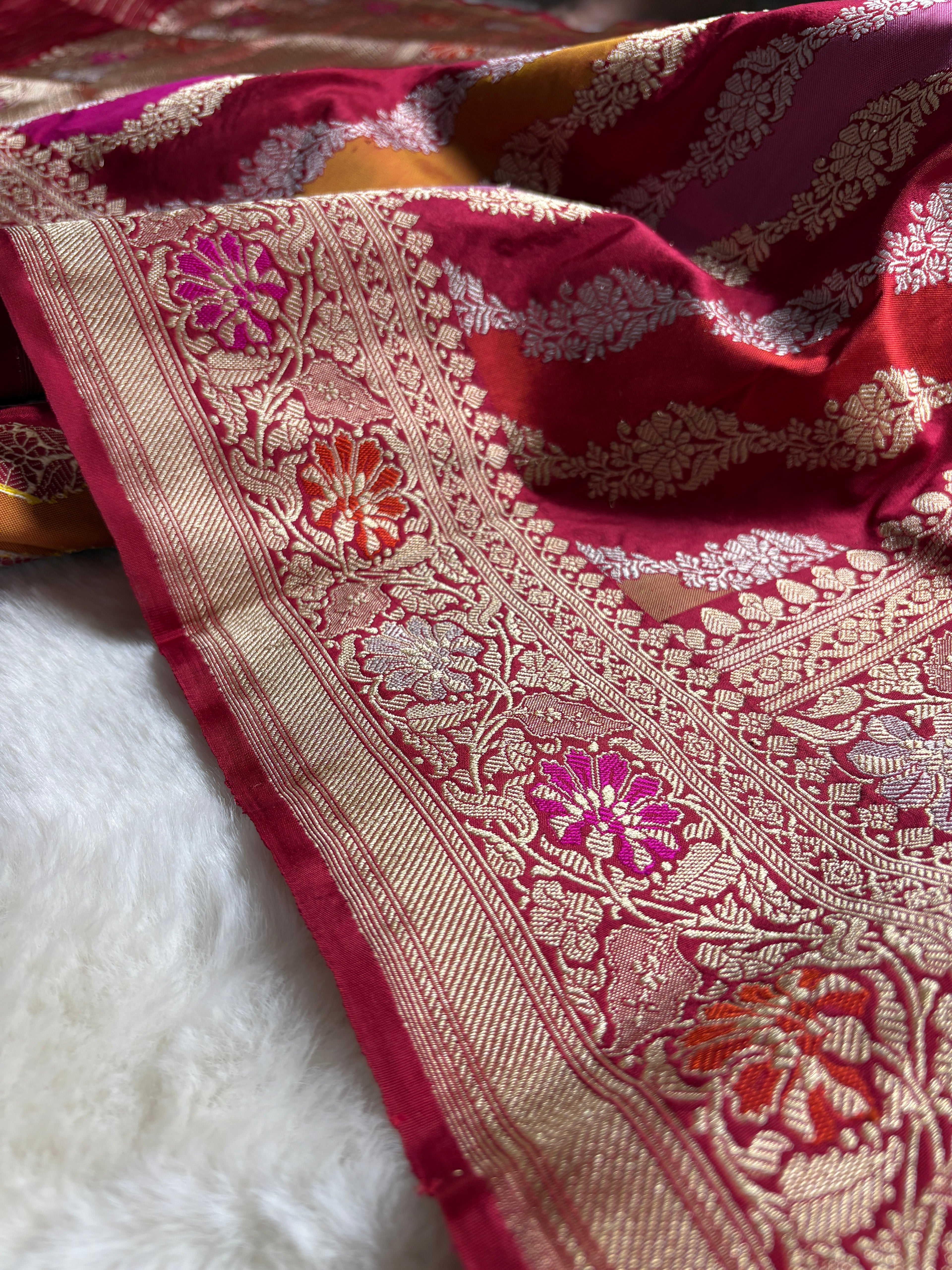 Pure Katan Silk Handloom Banarasi Dupatta - All Over Rangkat Kadhyal Lahariya