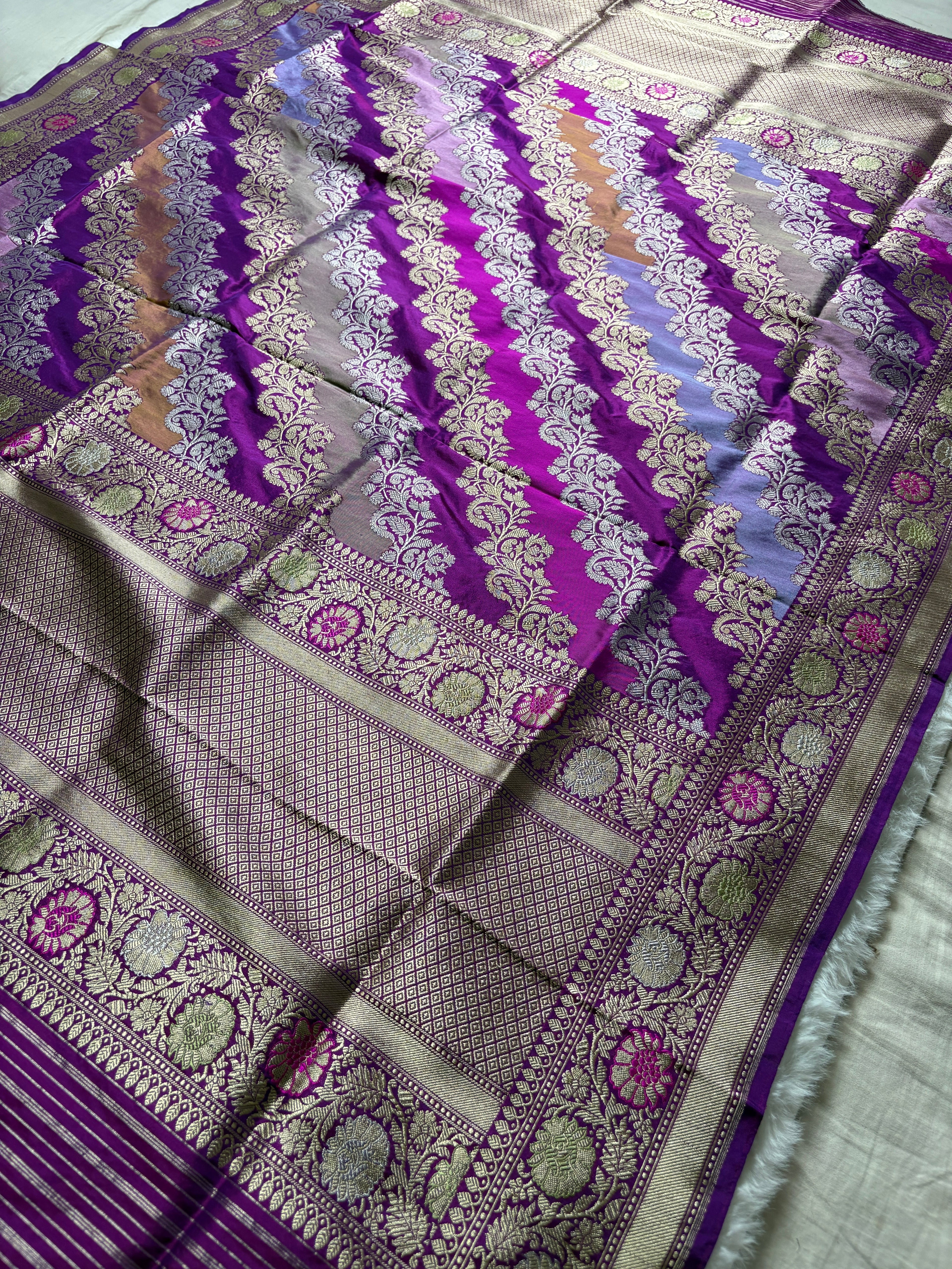 Pure Katan Silk Handloom Banarasi Dupatta - All Over Rangkat Kadhyal Lahariya