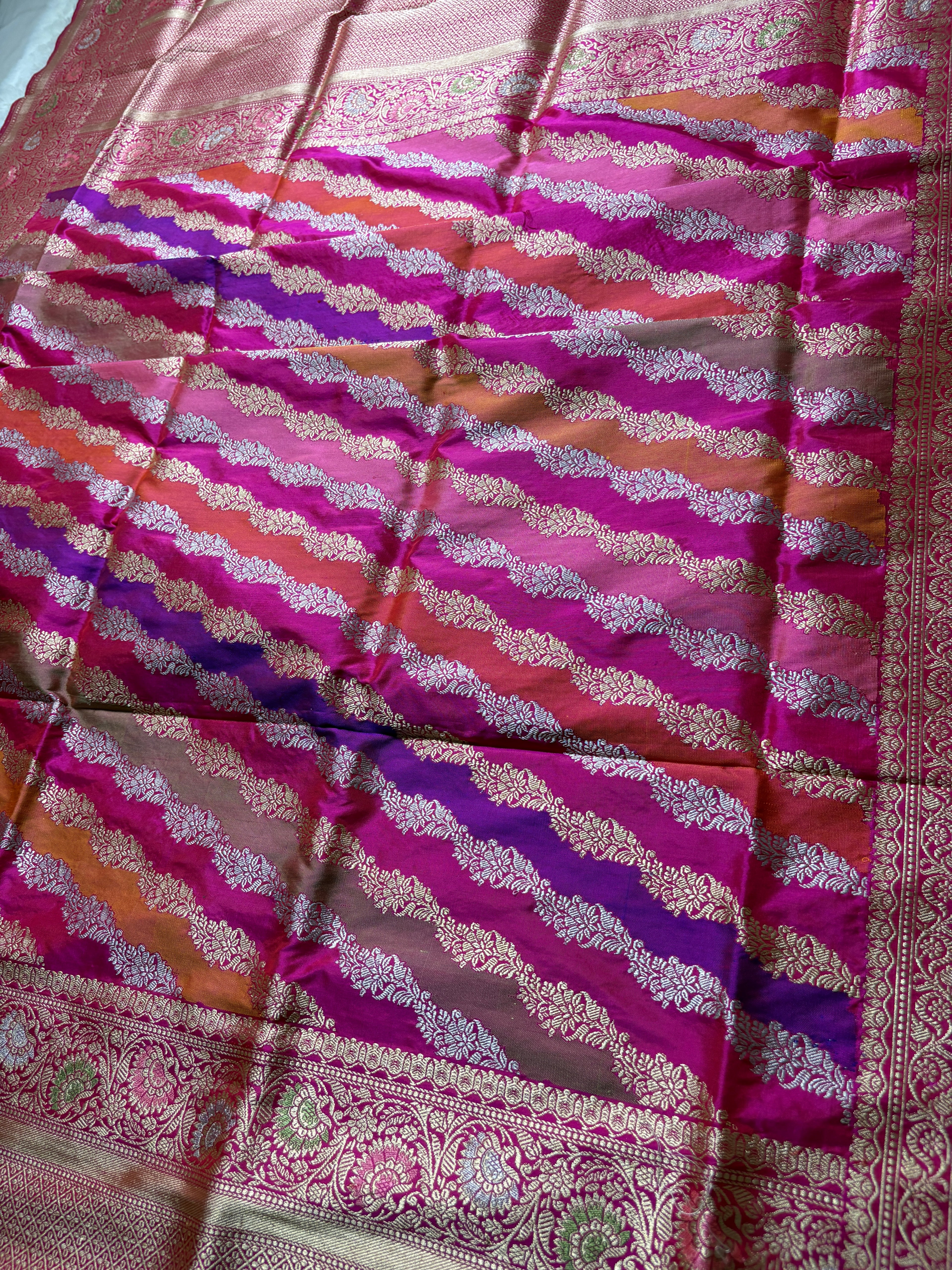 Pure Katan Silk Handloom Banarasi Dupatta - All Over Rangkat Kadhyal Lahariya
