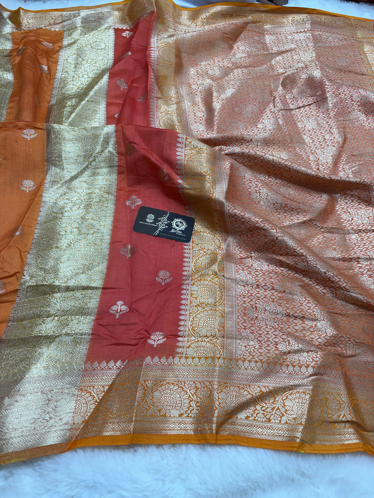 Pure Chiniya Silk Handloom Banarasi Saree - Dual Design