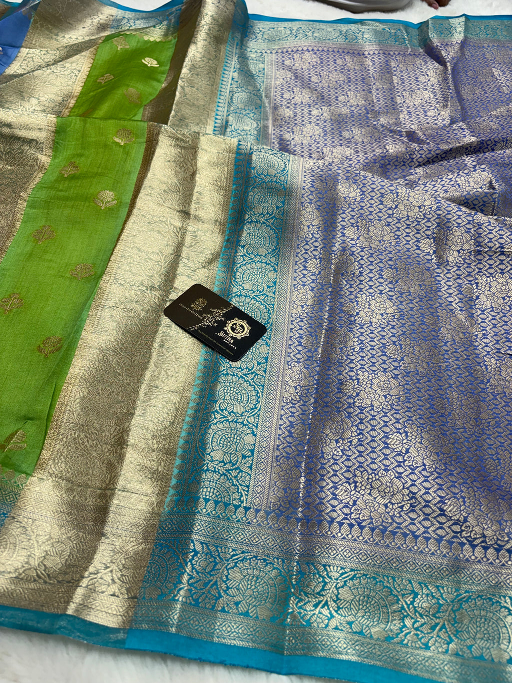 Pure Chiniya Silk Handloom Banarasi Saree - Dual Design