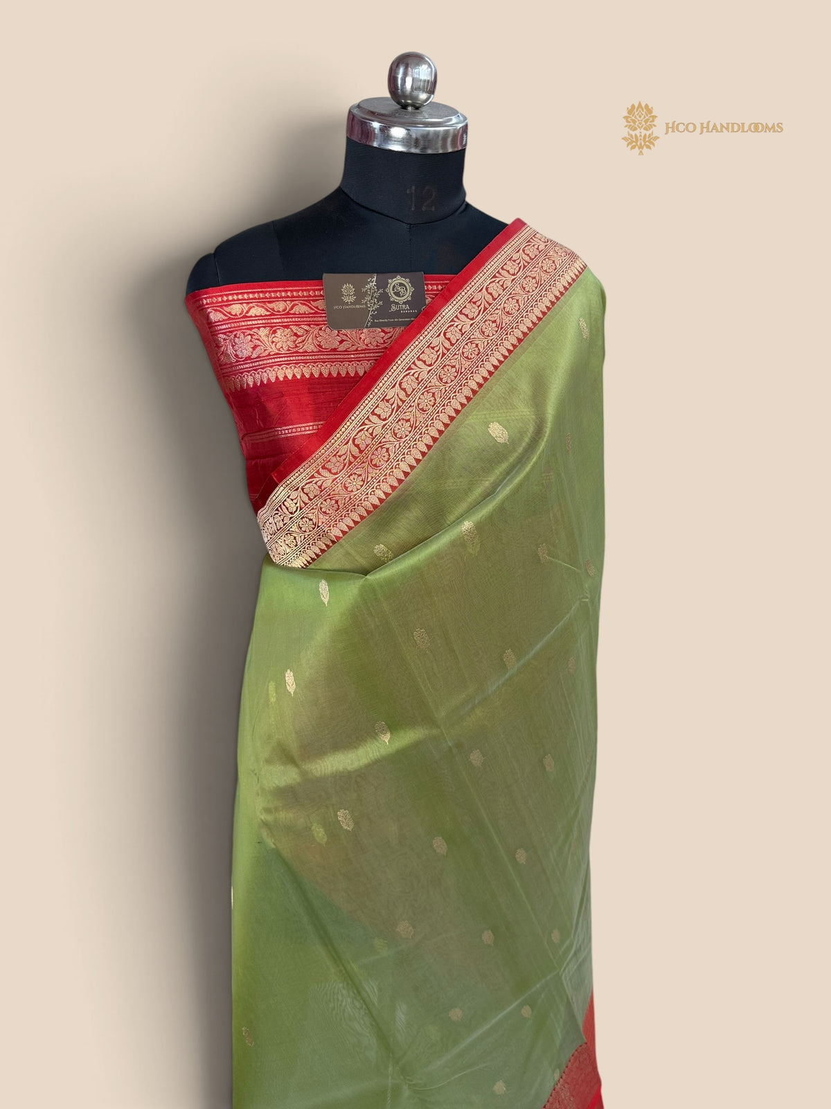 Contrast Pure Kora Silk Handloom Banarasi Saree - Kadhua Motifs