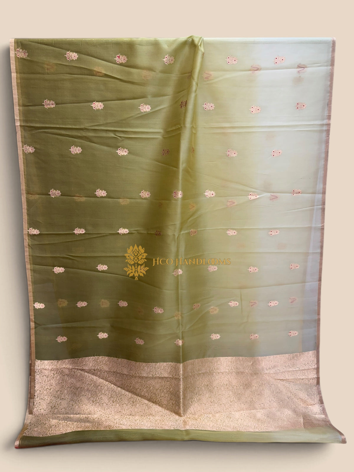Pure Kora Silk Handloom Banarasi Saree - Meenakari Kadhua Motifs