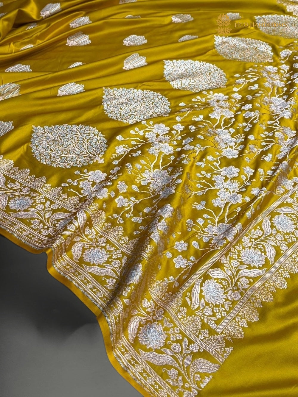 Premium Mashru Katan Silk Banarasi Saree - All Over Motifs