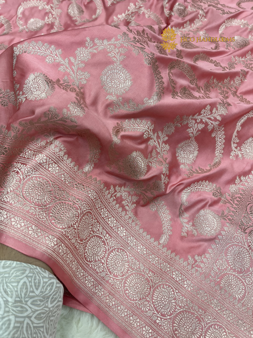 Pink Premium Mashru Katan Silk Banarasi Saree - All Over Jaal
