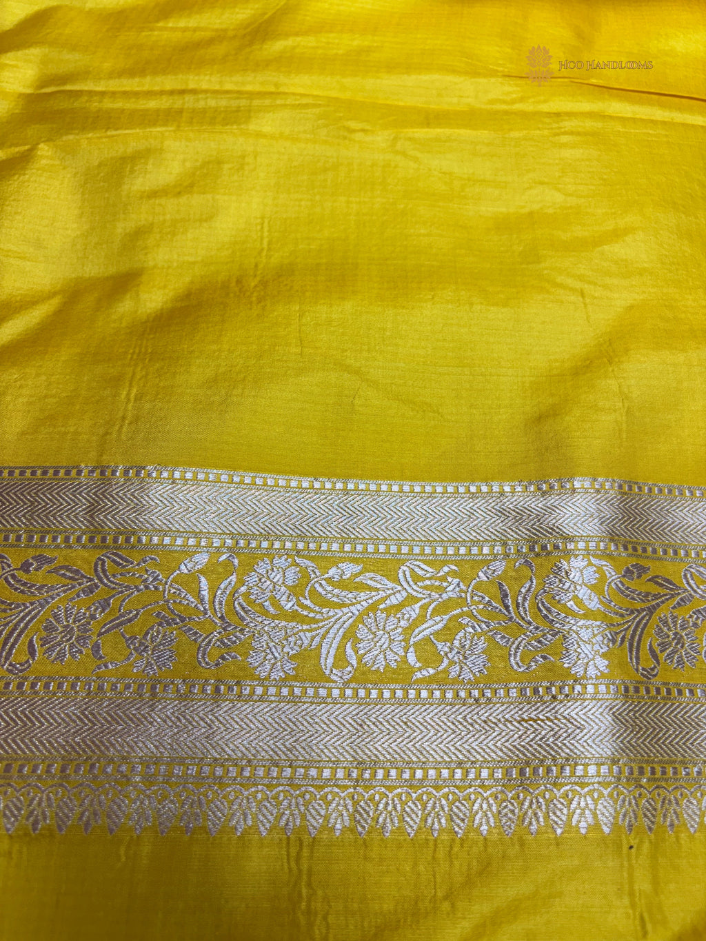Regal Pure Katan Silk Handloom Banarasi Saree - All Over Motifs