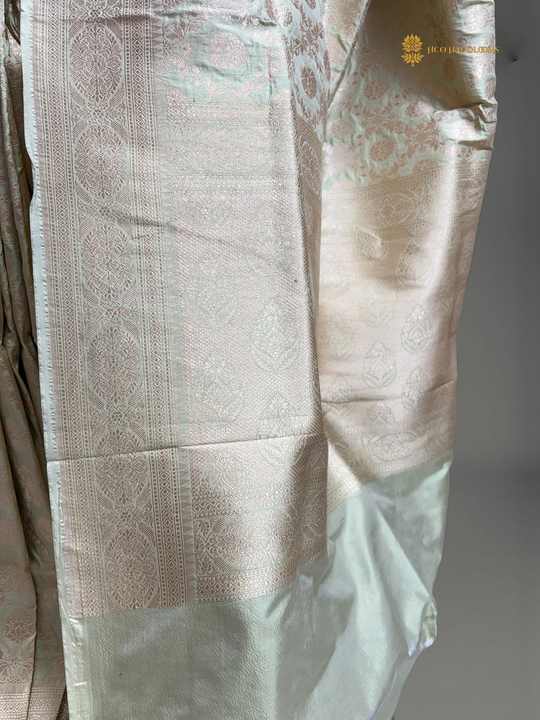 Regal Pure Katan Silk Handloom Banarasi Saree - All Over Jaal Work