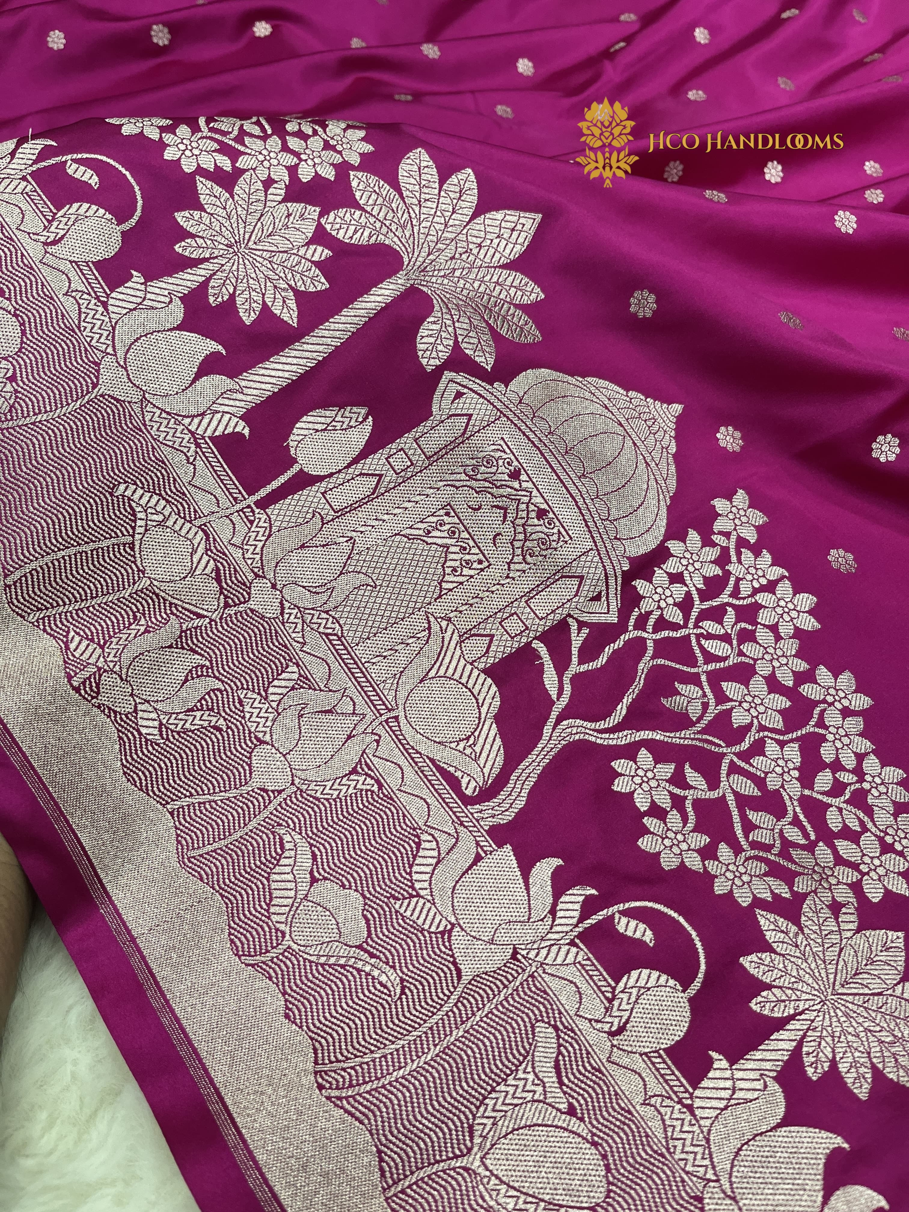 Deep Rani Premium Mashru Katan Silk Banarasi Saree - All Over Dot Motifs And Beautiful Border