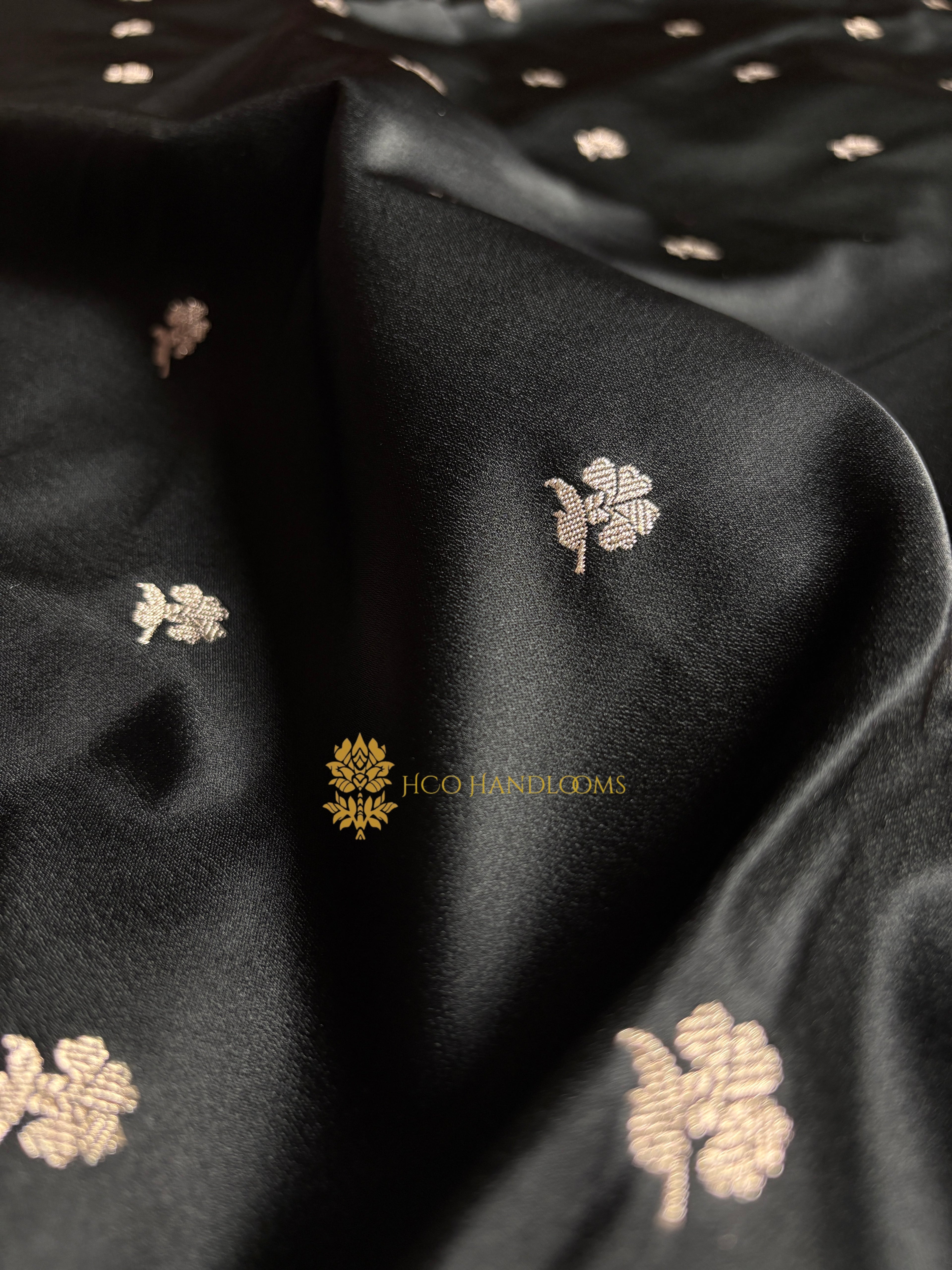 Premium Mashru Katan Silk Banarasi Saree With Floral Motifs