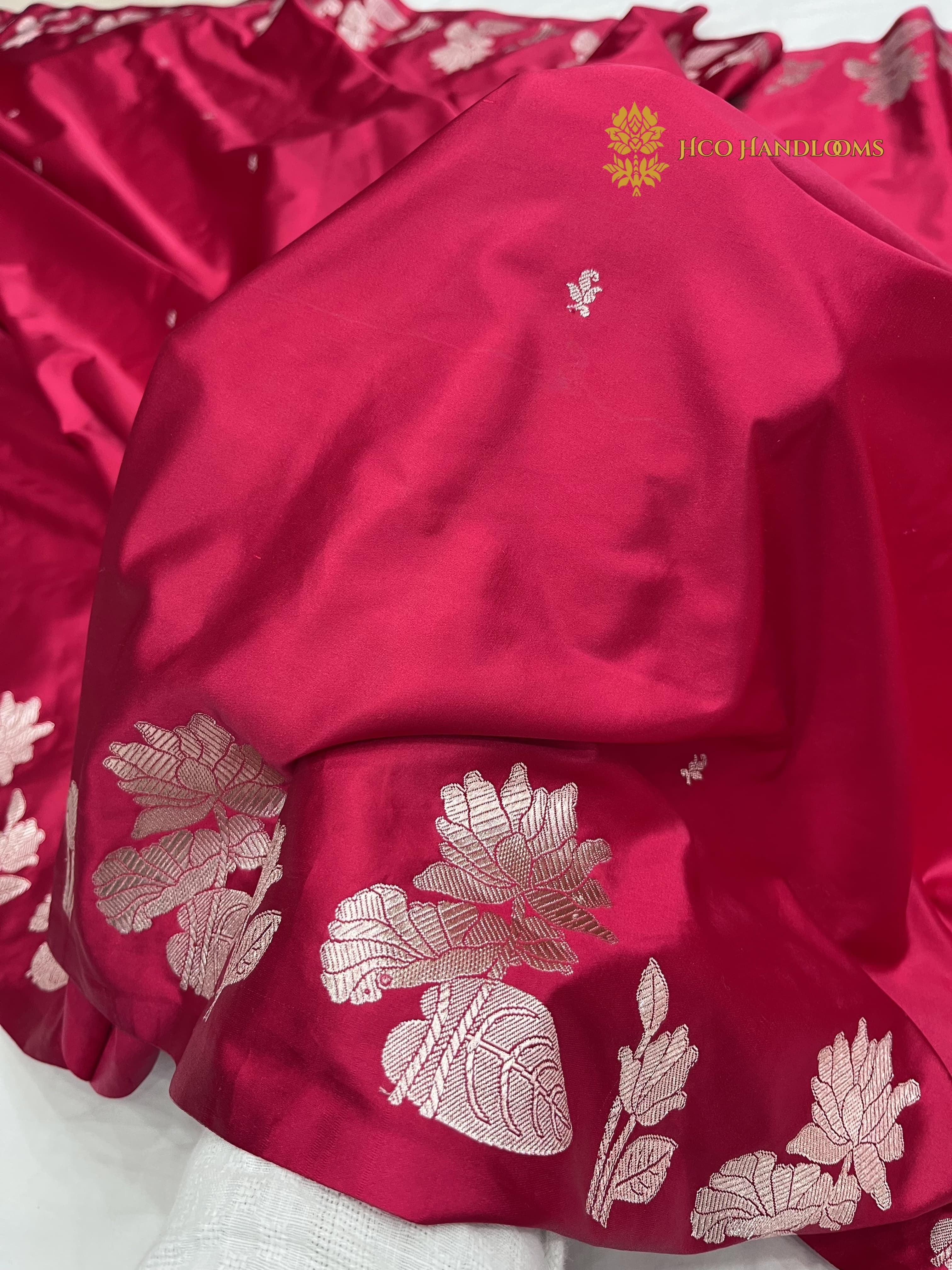 Cherry Red Premium Mashru Katan Silk Banarasi Saree - All Over Small Motifs