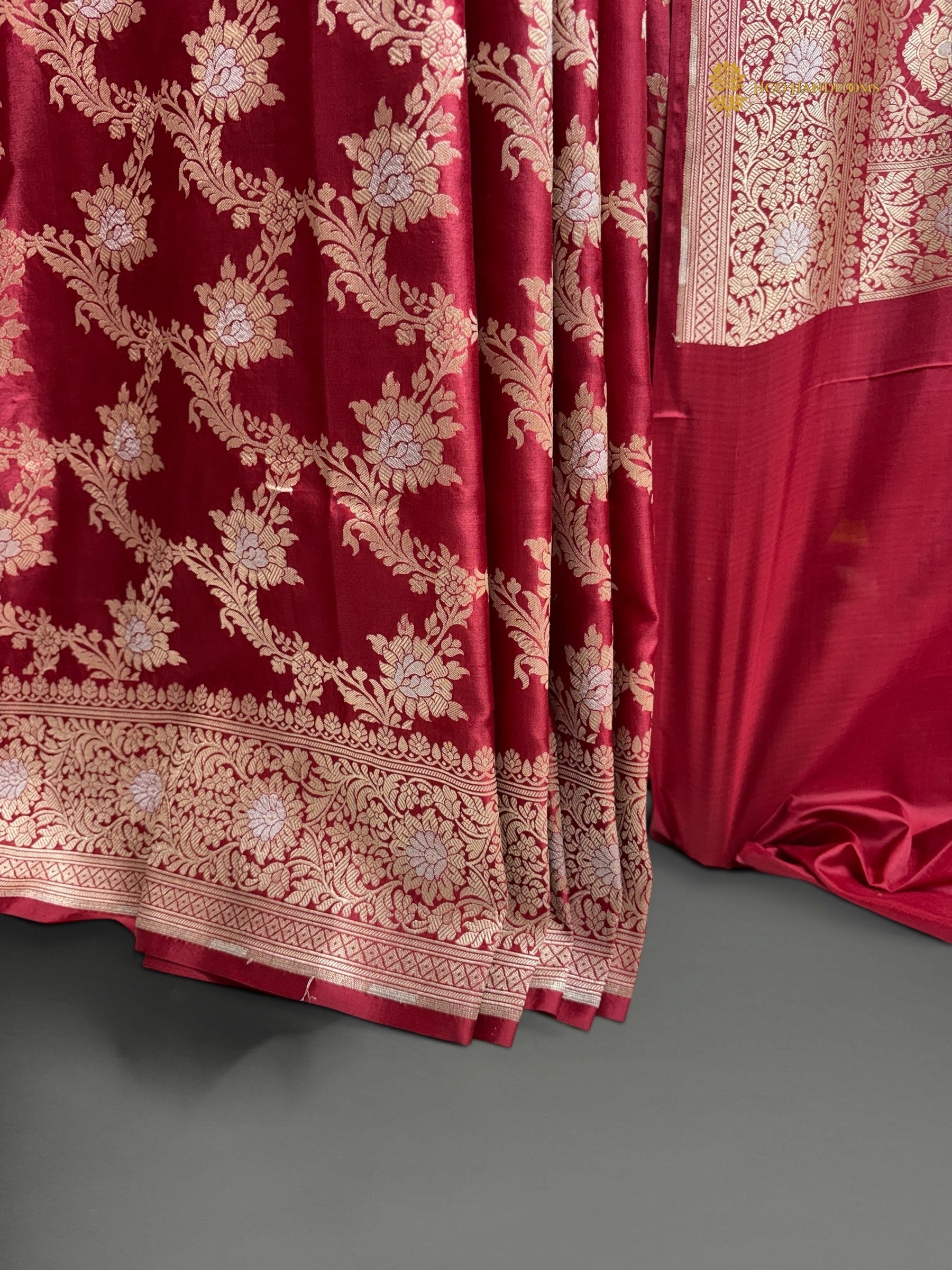 Regal Pure Katan Silk Handloom Banarasi Saree - All Over Jaal Work With Meenakari