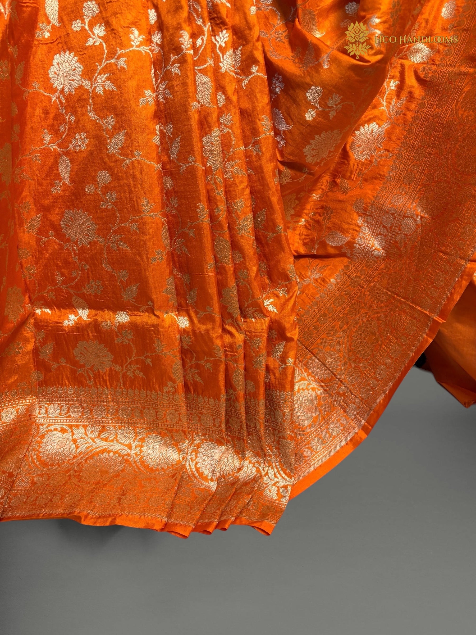 Pure Katan Silk Handloom Banarasi Saree - All Over Floral Jangla