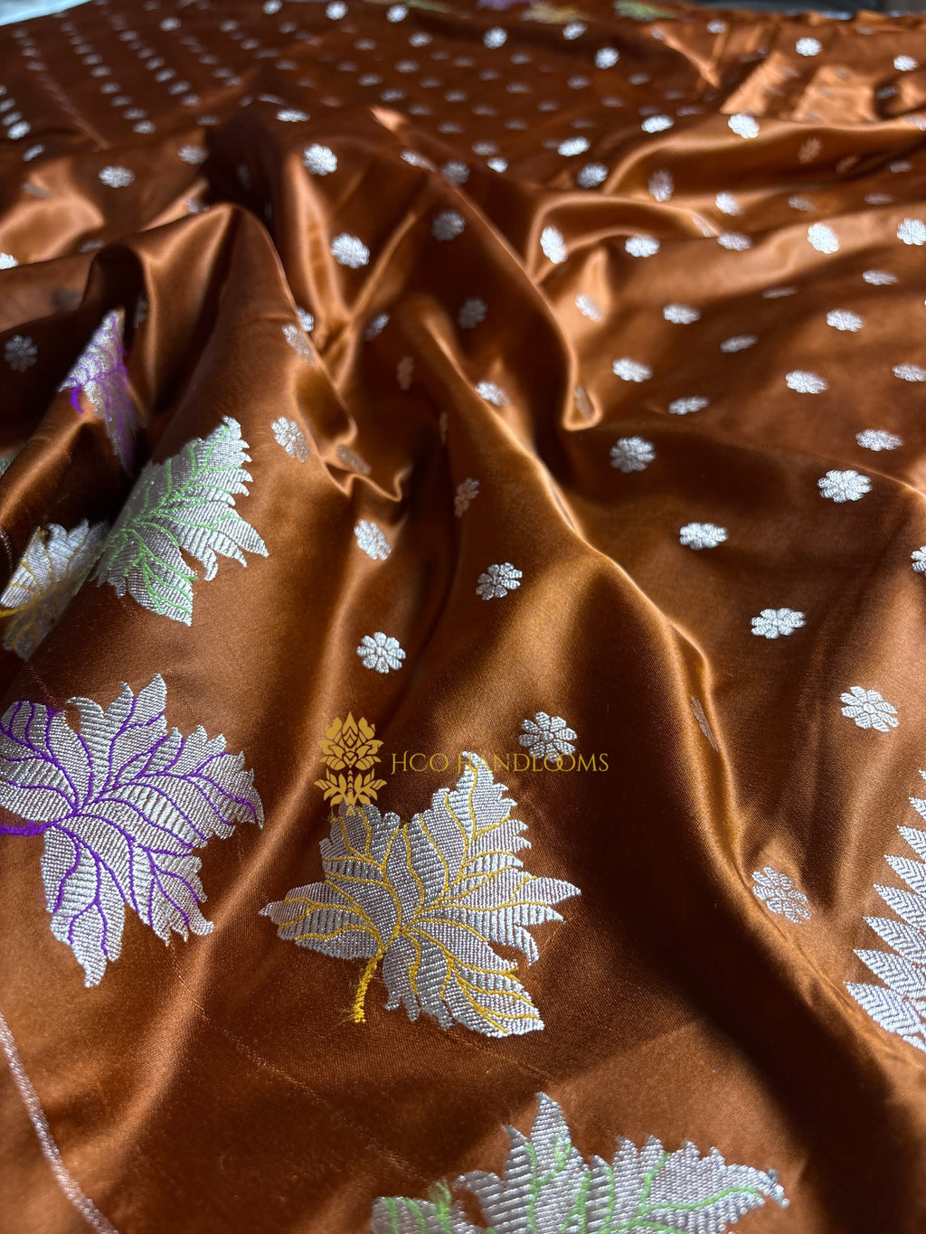 Premium Mashru Katan Silk Banarasi Saree With Floral Motifs