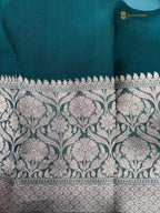 Regal Contrast Pure Kora Silk Handloom Banrasi Saree - All Over Kadhua Motifs