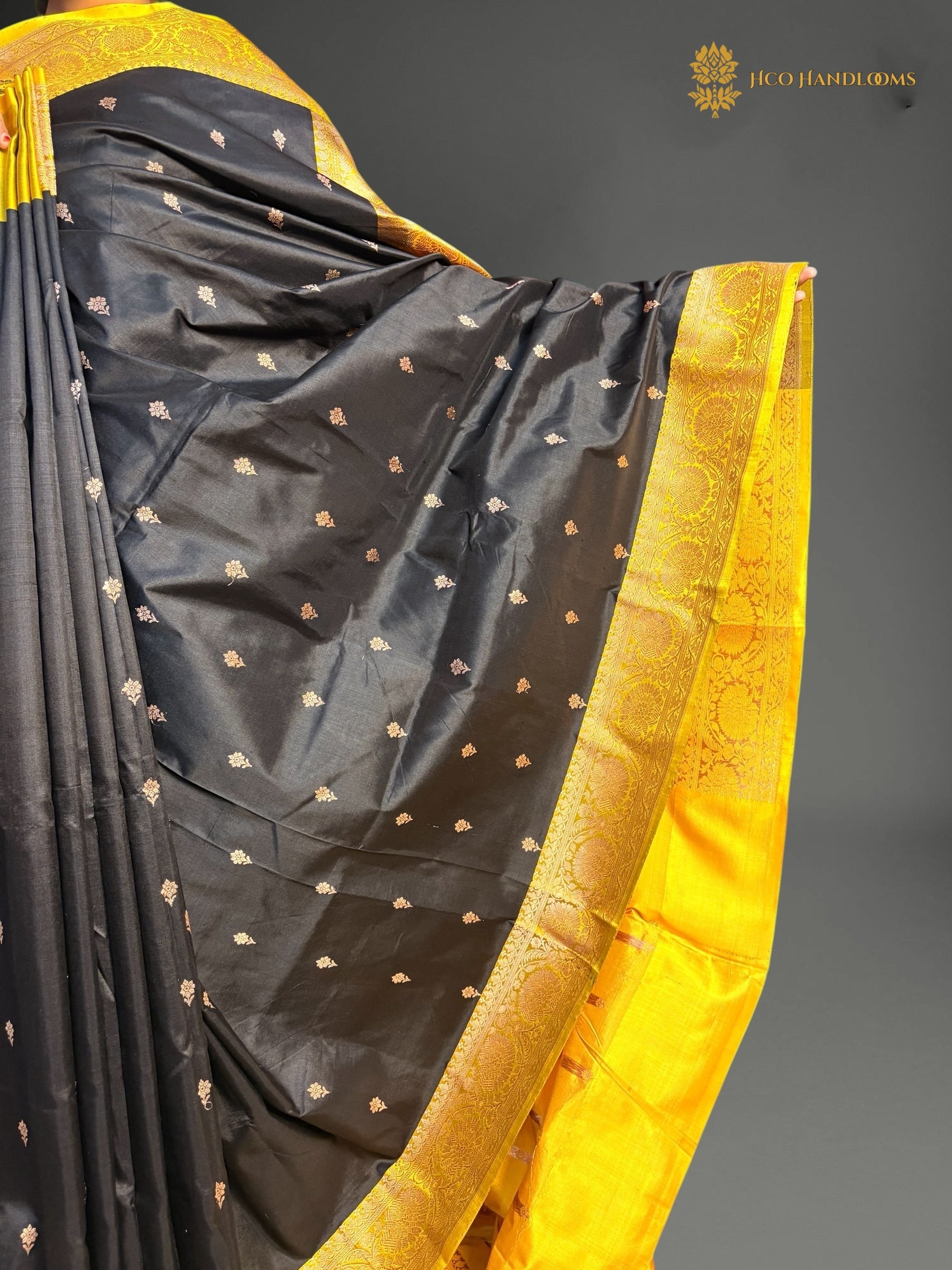 Pure Mango Katan Silk Handloom Banarasi Saree - All Over Kadhua Motifs