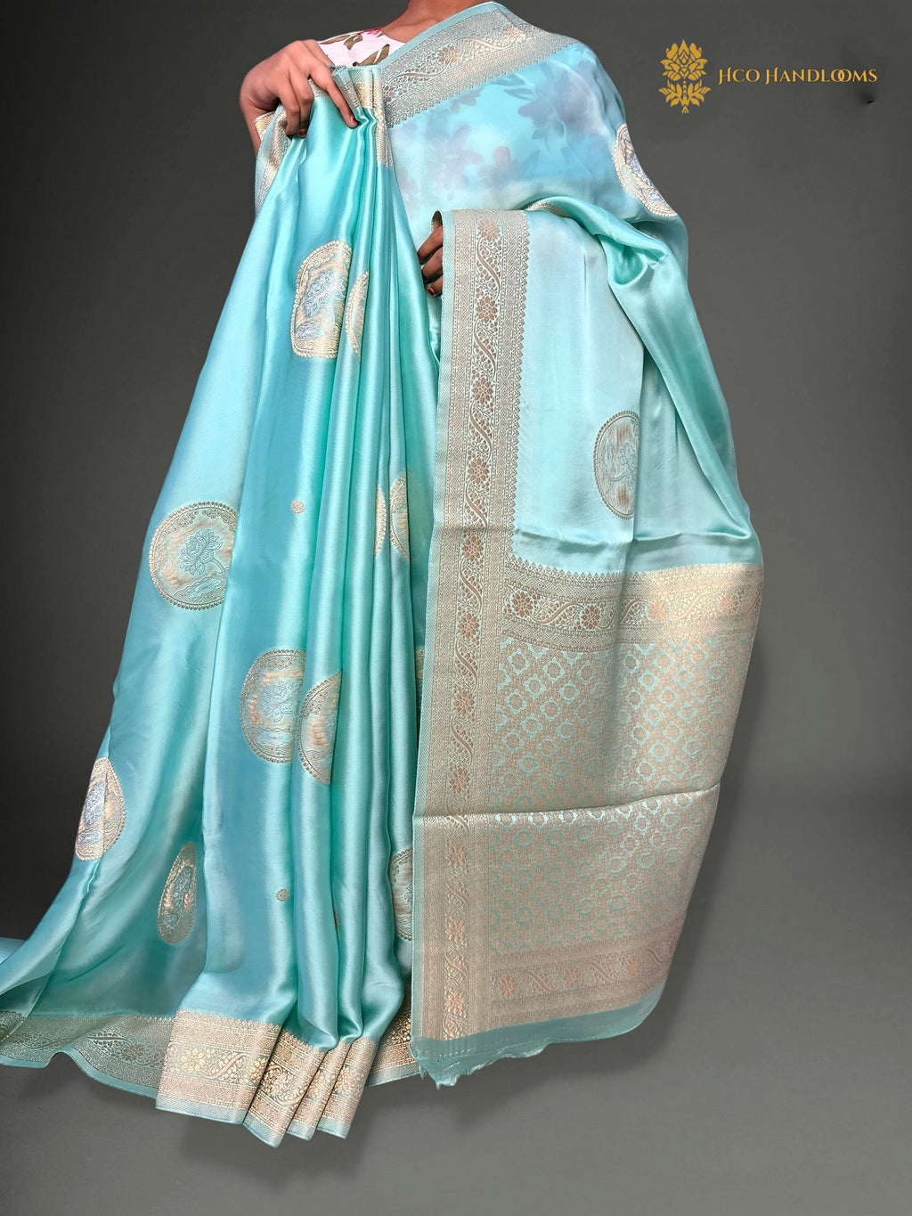 Premium Mashru Crepe Silk Banarasi Saree - All Over Floral Boota