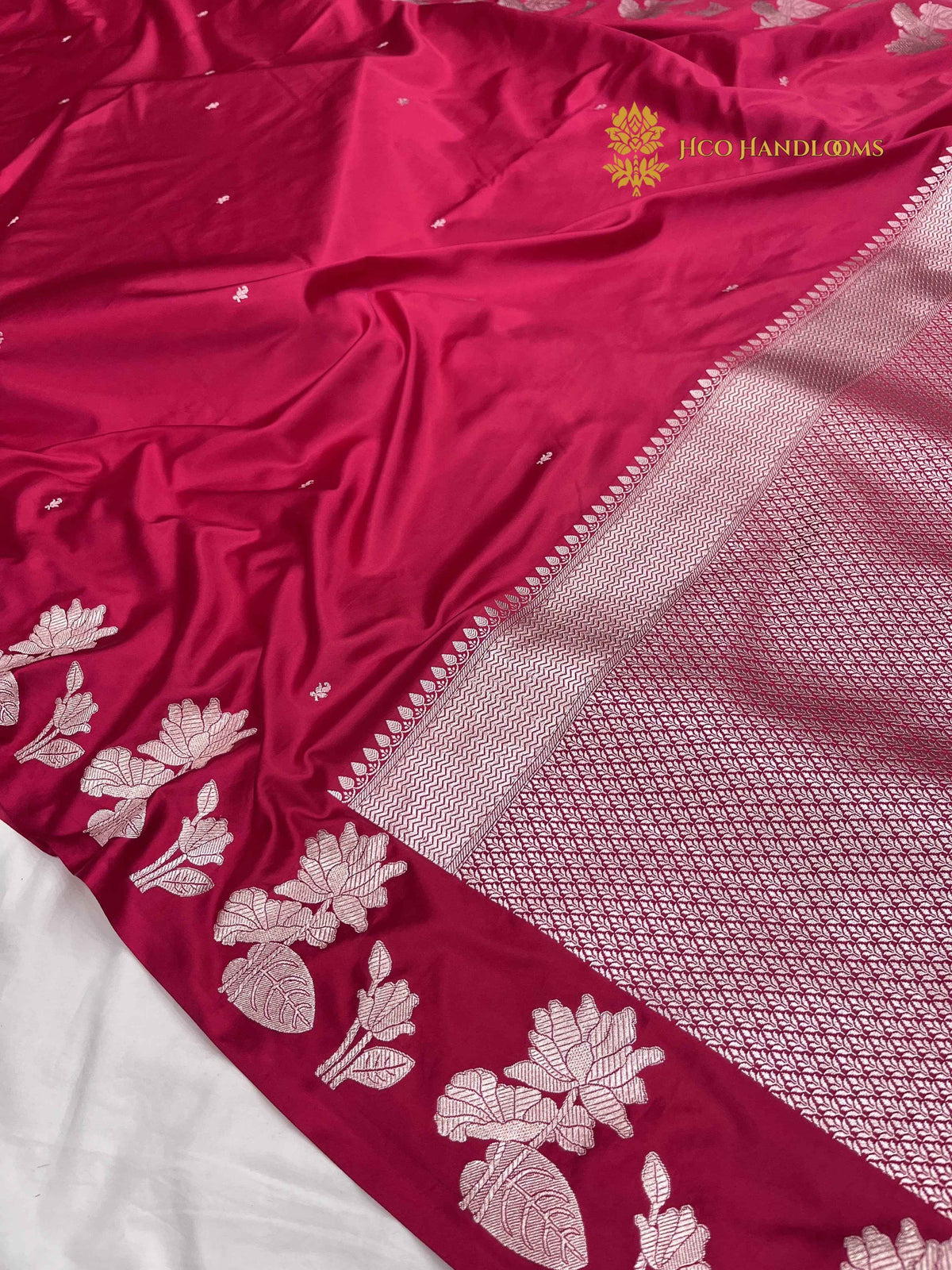 Cherry Red Premium Mashru Katan Silk Banarasi Saree - All Over Small Motifs