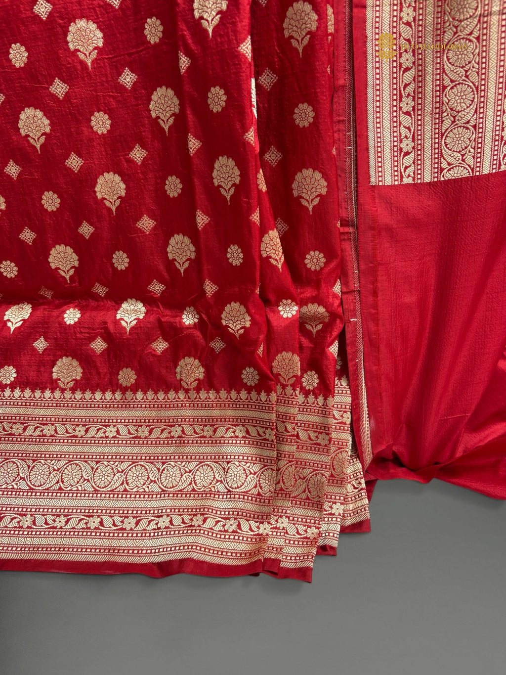 Regal Pure Katan Silk Handloom Banarasi Saree - All Over Motifs