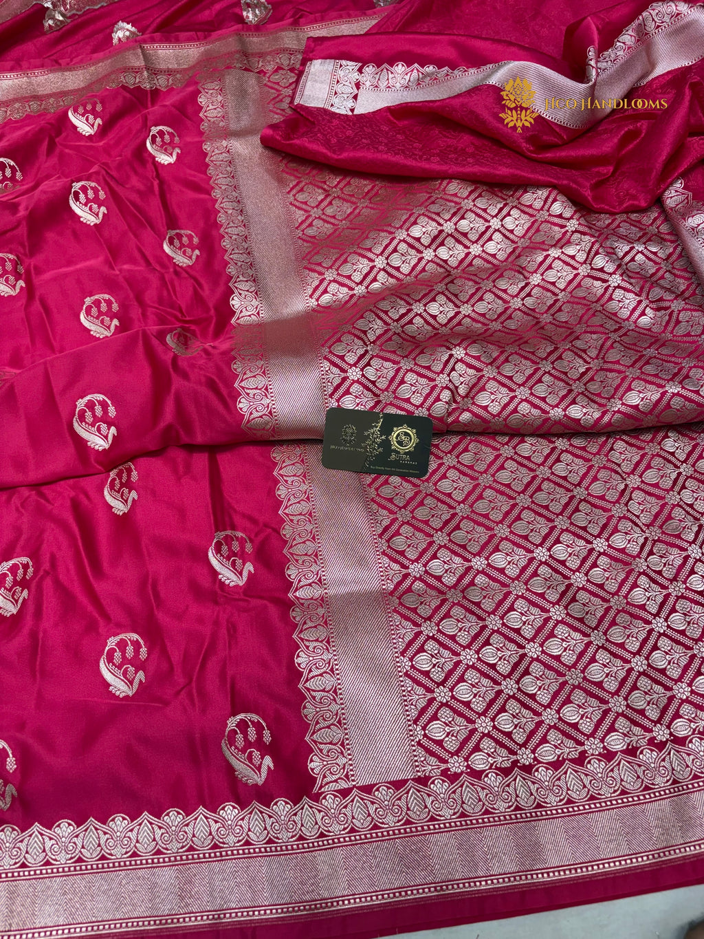 Rani Pink Premium Mashru Katan Silk Banarasi Saree - Floral Motifs