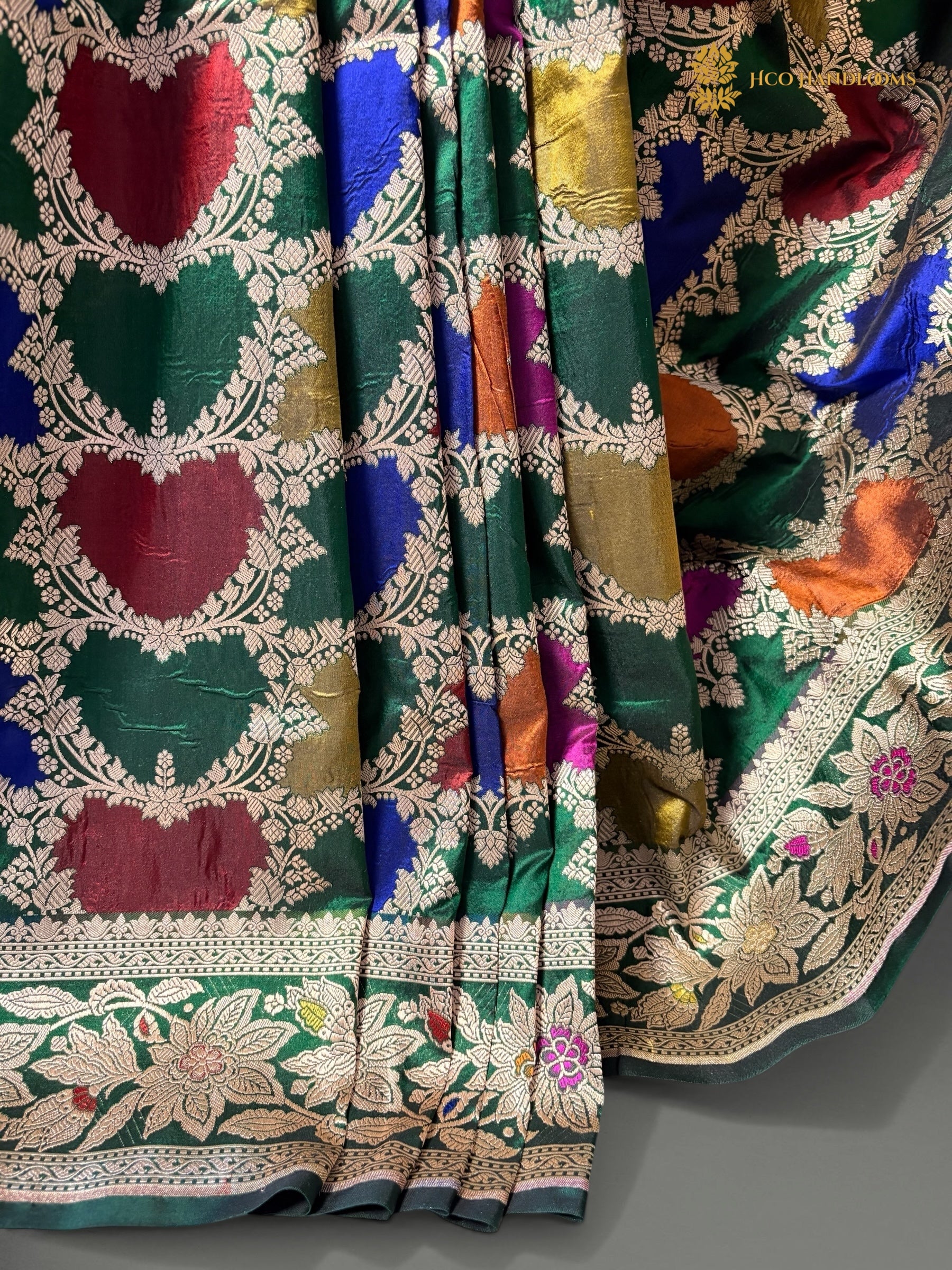 Regal Pure Katan Silk Handloom Cutwork Rangkat Banarasi Saree