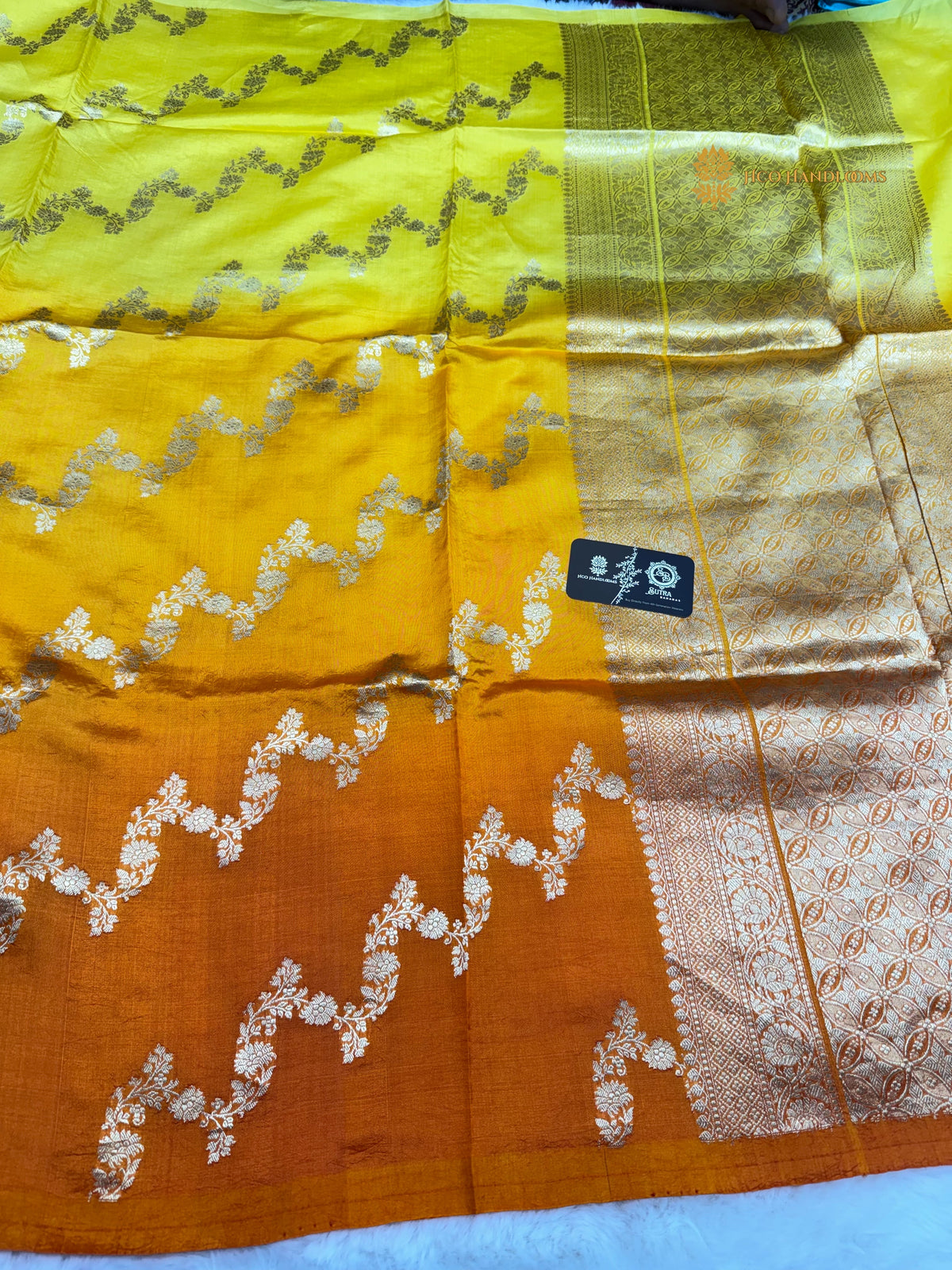 Pure Mango Katan Silk Handloom Banarasi Saree - Kadhua Lahariya