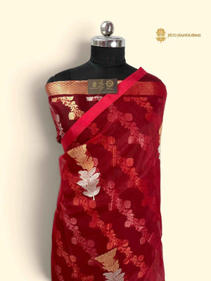 Red Pure Kora Silk Handloom Banarasi Saree - All Over Kadhua Buta