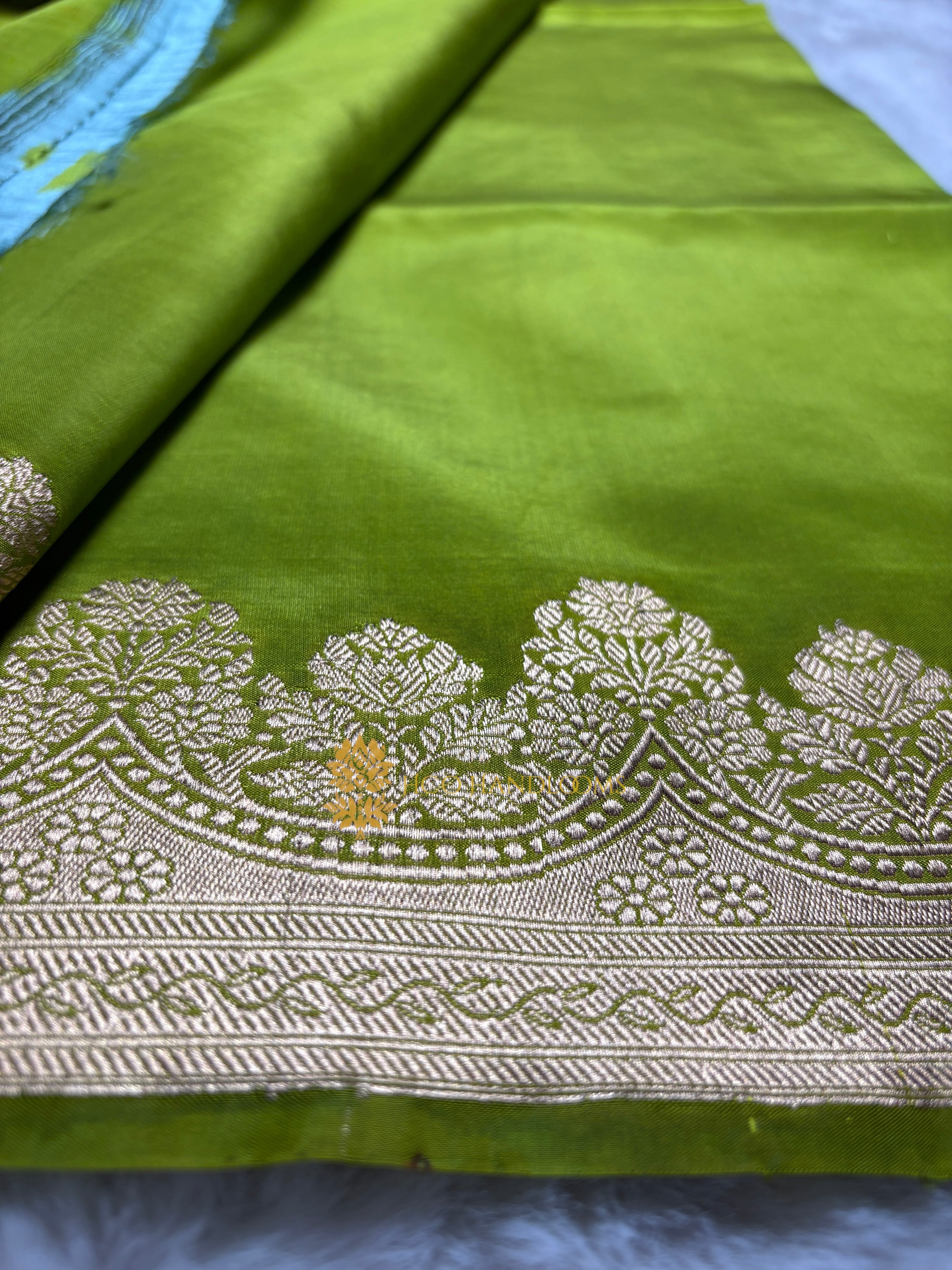 Pure Mango Katan Silk Handloom Banarasi Saree - All Over Kadhua Motifs