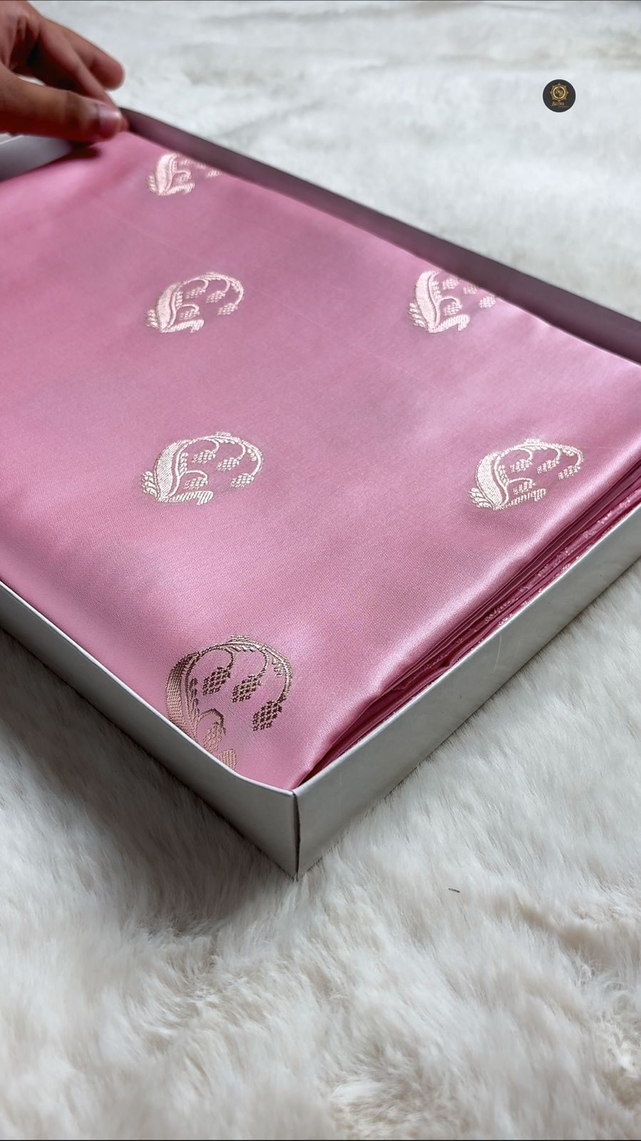 Baby Pink Premium Mashru Katan Silk Banarasi Saree - Floral Motifs