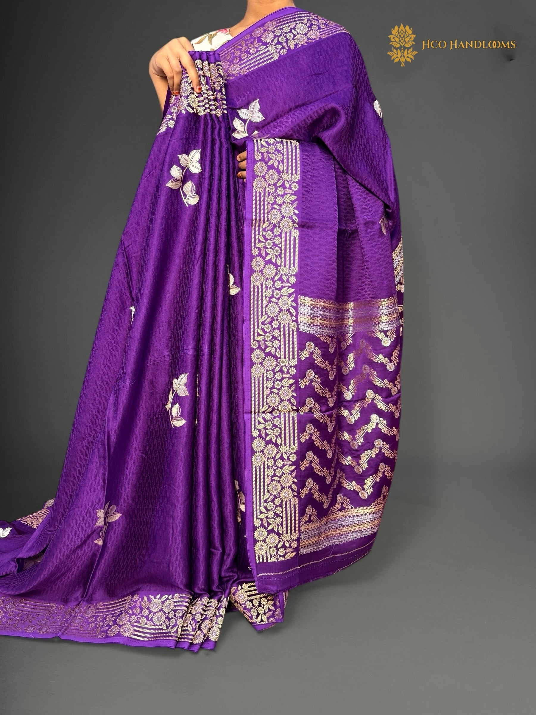 Premium Mashru Crepe Satin Silk Banarasi Saree - All Over Leafs Motifs