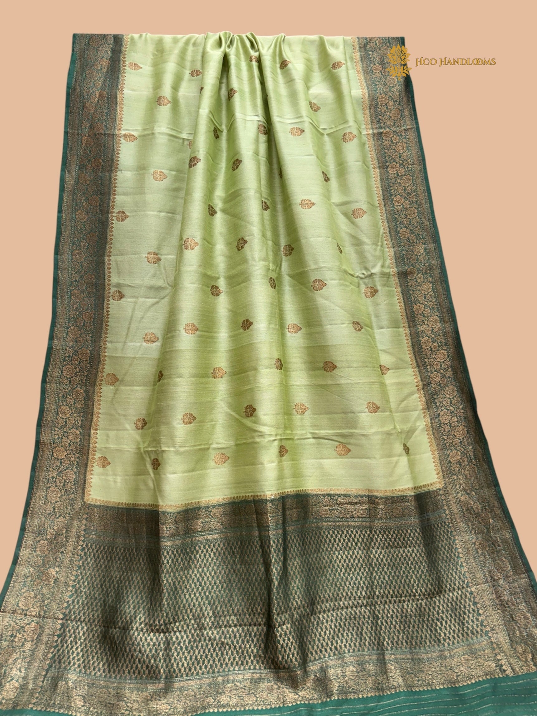 Green Pure Tussar Silk Handloom Banarasi Saree - All Over Motifs