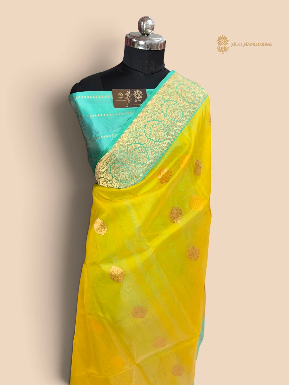 Contrast Pure Kora Silk Handloom Banarasi Saree - Kadhua Motifs