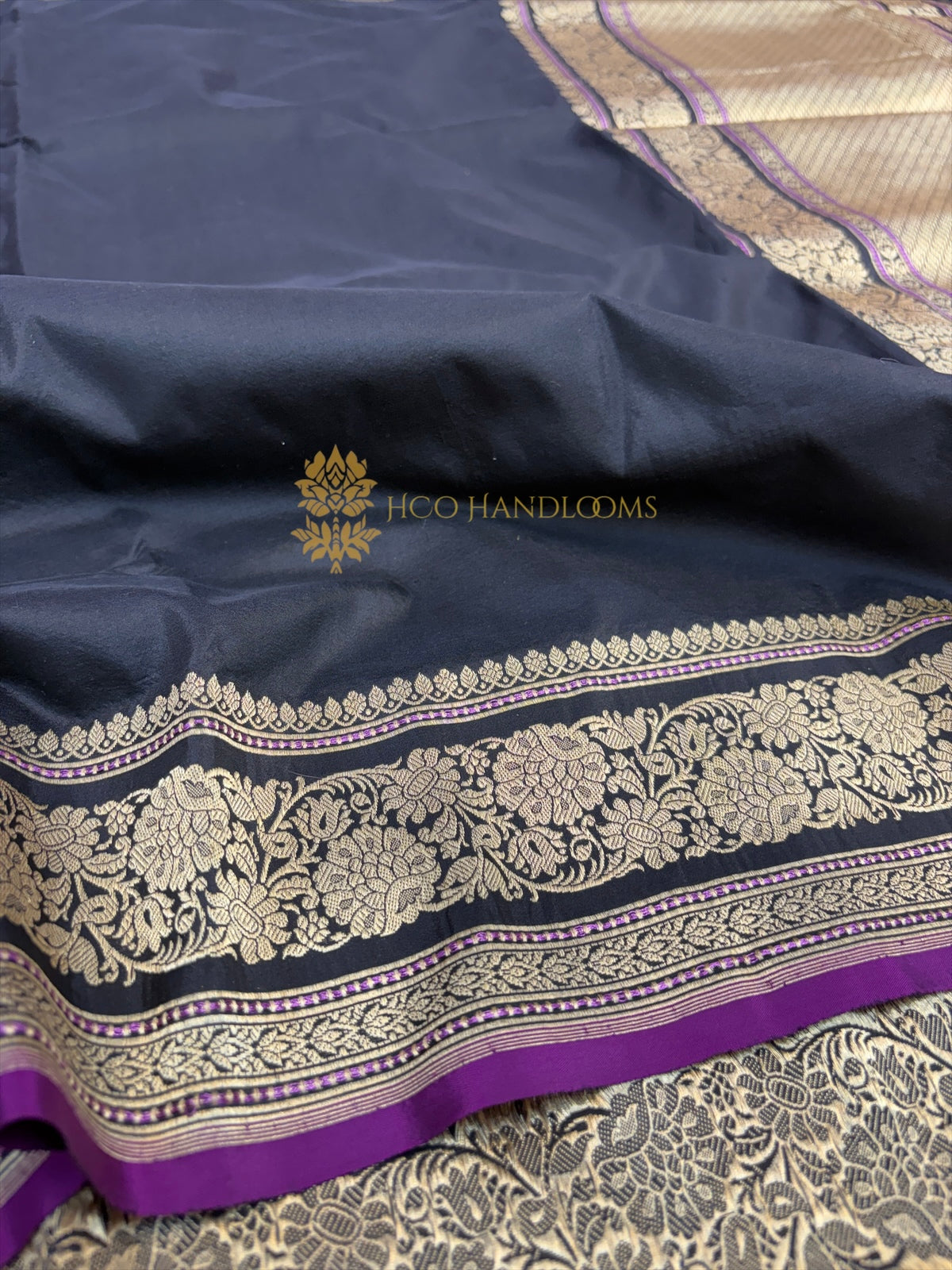 Pure Katan Silk Handloom Banarasi saree - All Over Plain Body With Border