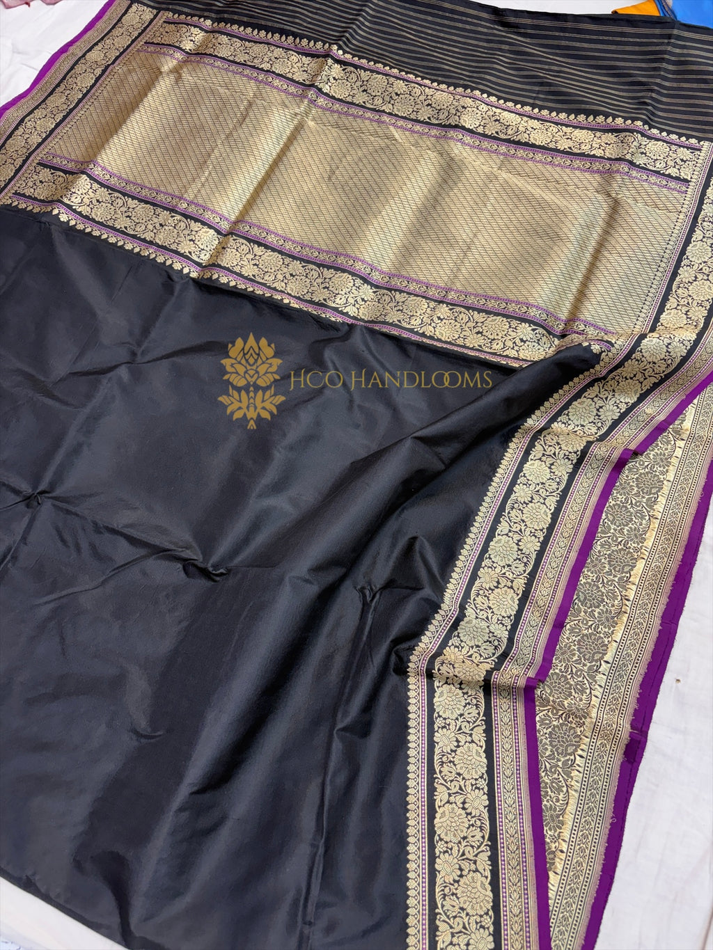 Pure Katan Silk Handloom Banarasi saree - All Over Plain Body With Border