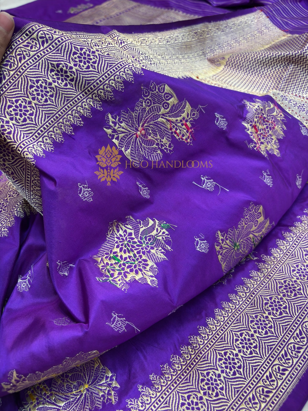 Pure Katan Silk Handloom Banarasi Saree - All Over Meenakari Kadhua Motifs