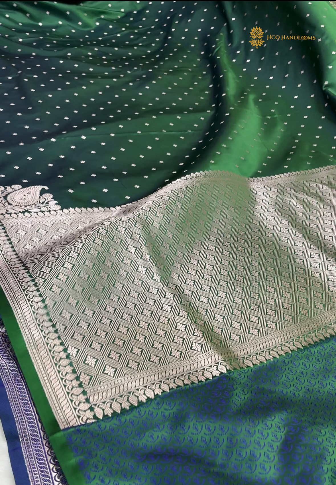 Dual Shade Metallic Green Premium Mashru Katan Silk Banarasi Saree - Small Motifs